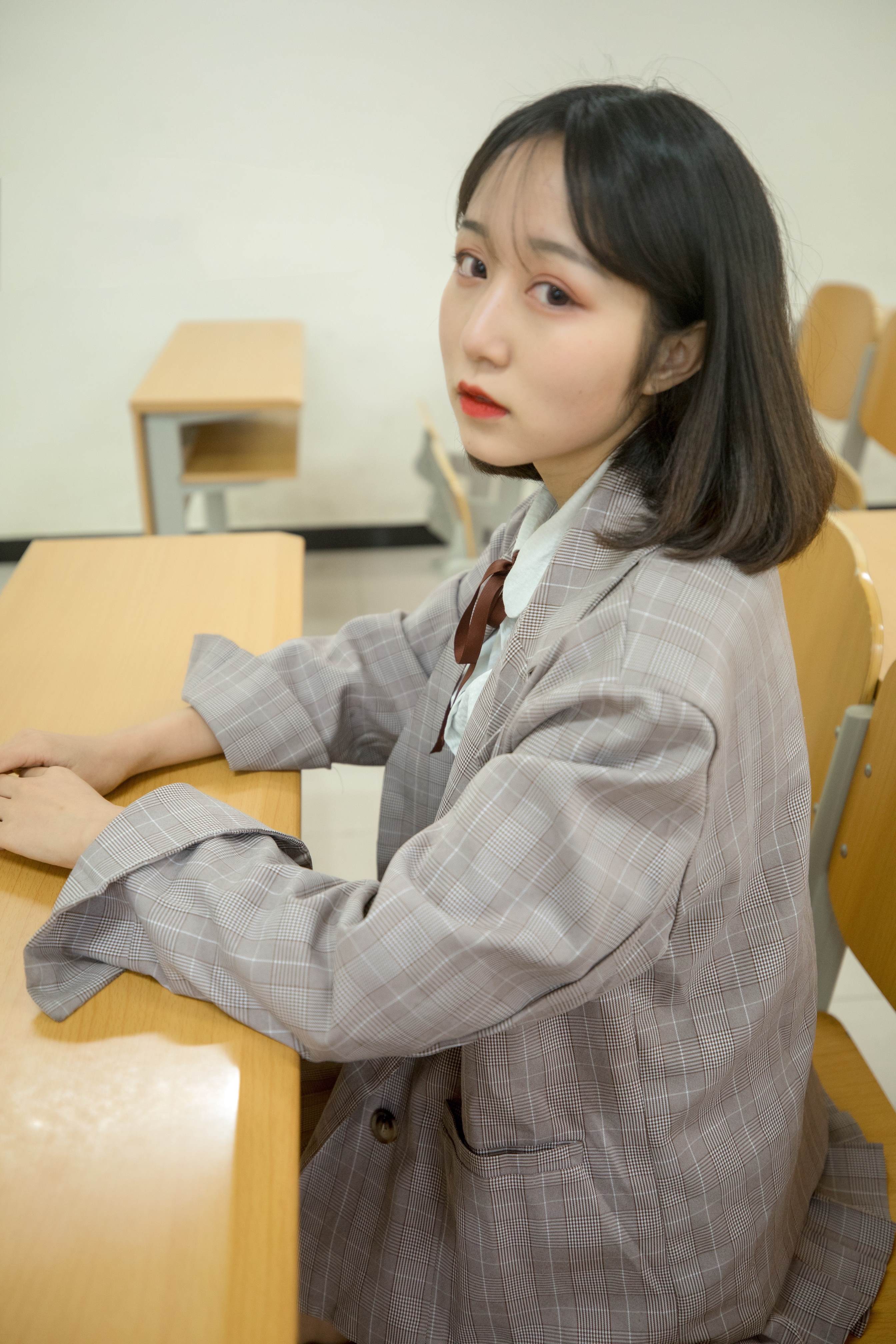 《学院风の高帮丝袜脚丫+视频1个》作品图