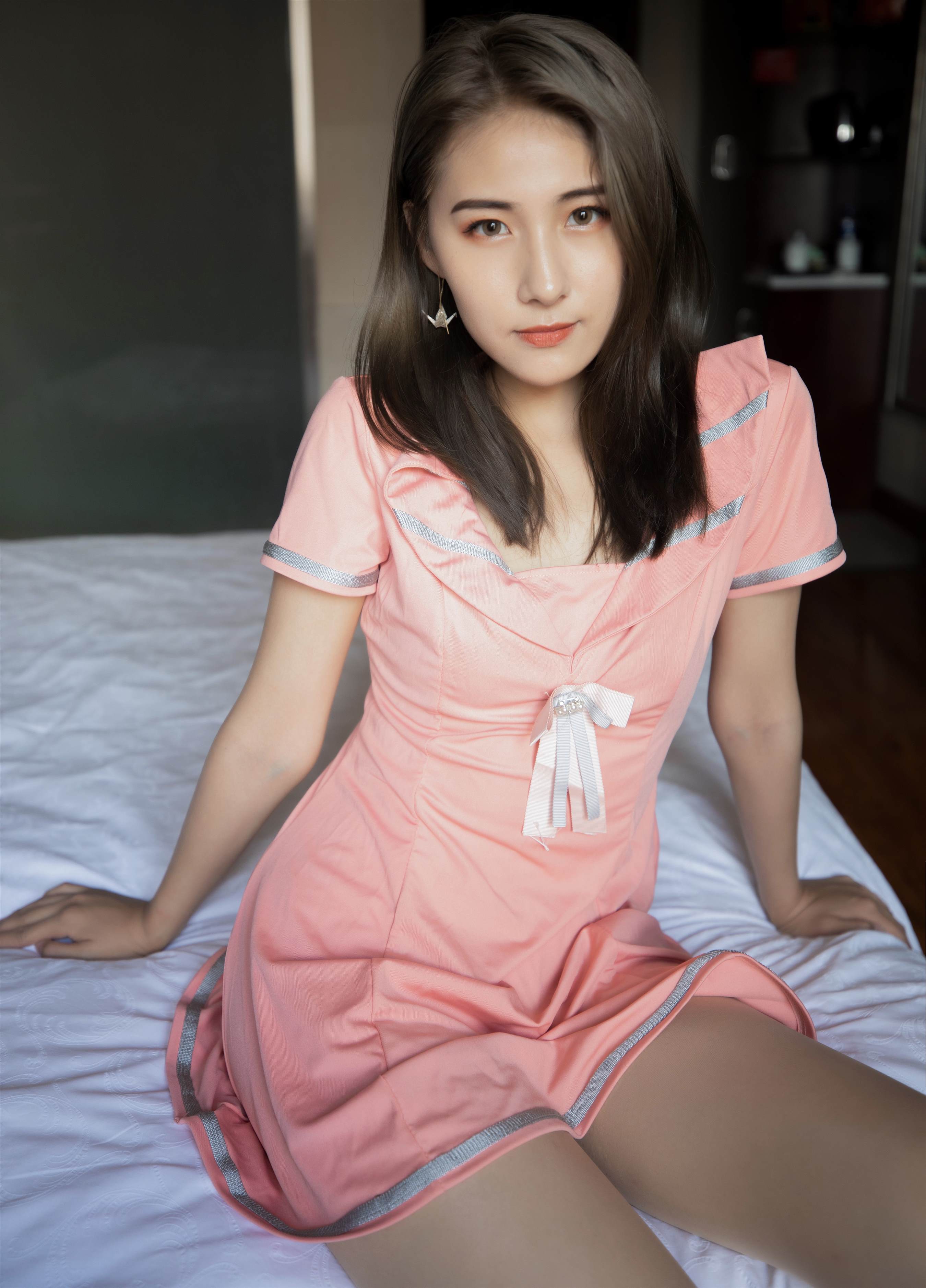 《夜场连衣裙の肉丝脚丫+视频1个》作品图