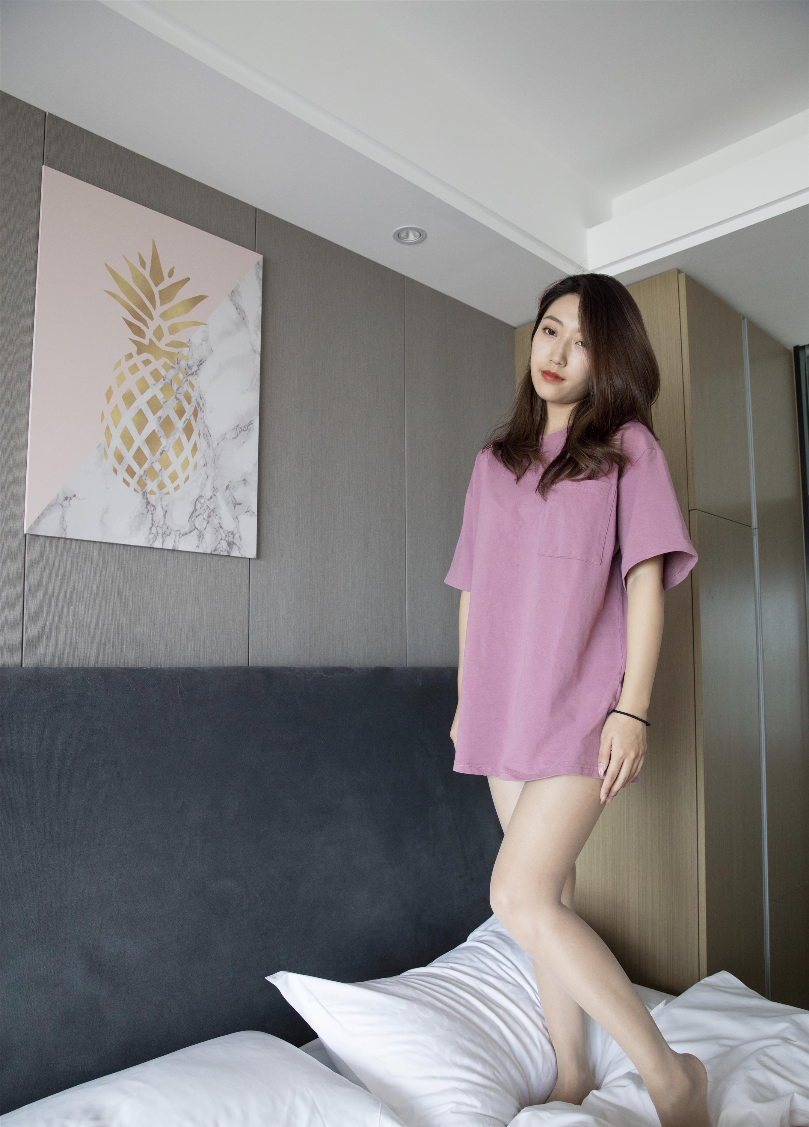 《板鞋の棉套丝脚丫》作品图