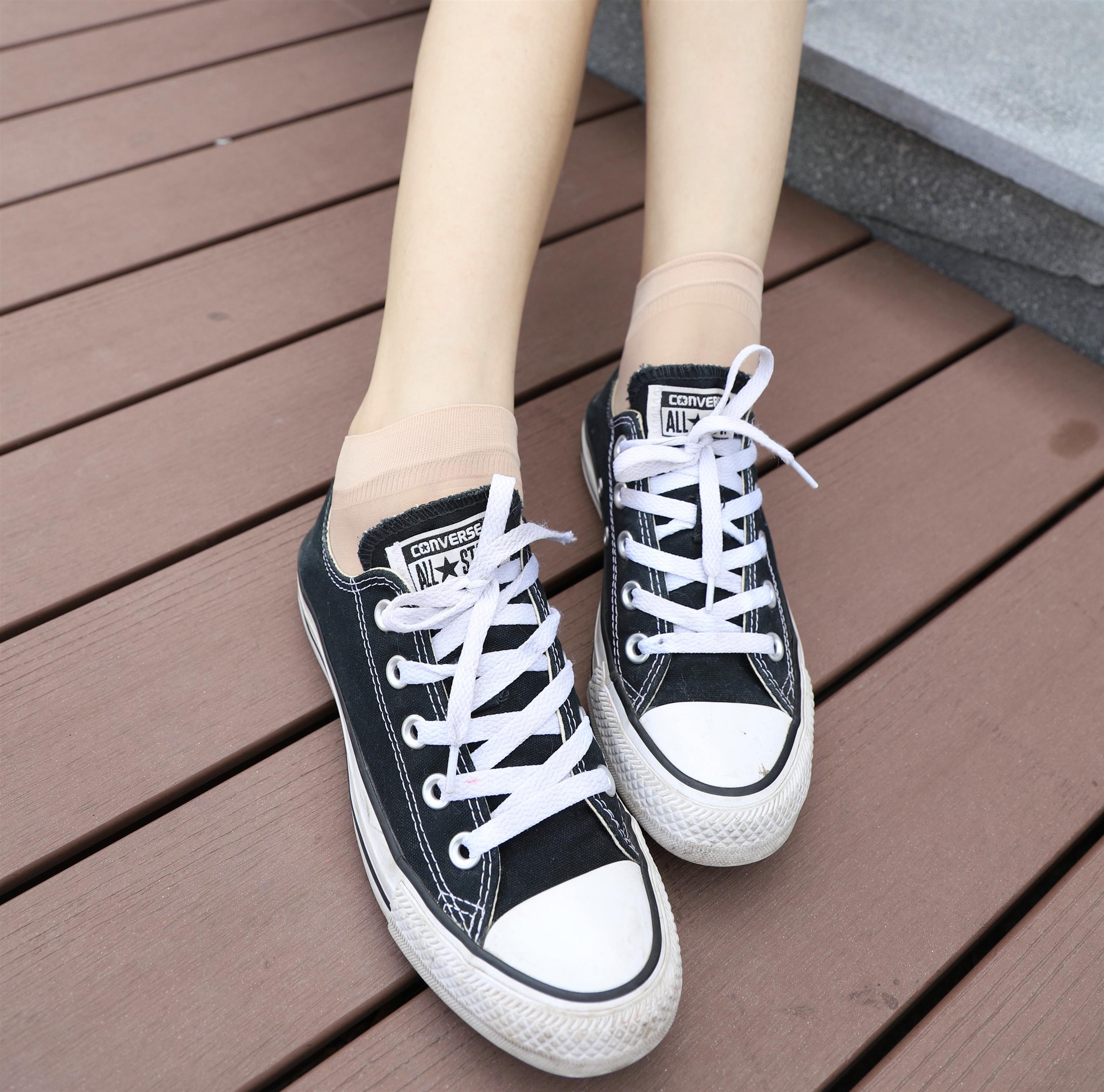 《帆布鞋短丝脚丫+视频1个》作品图