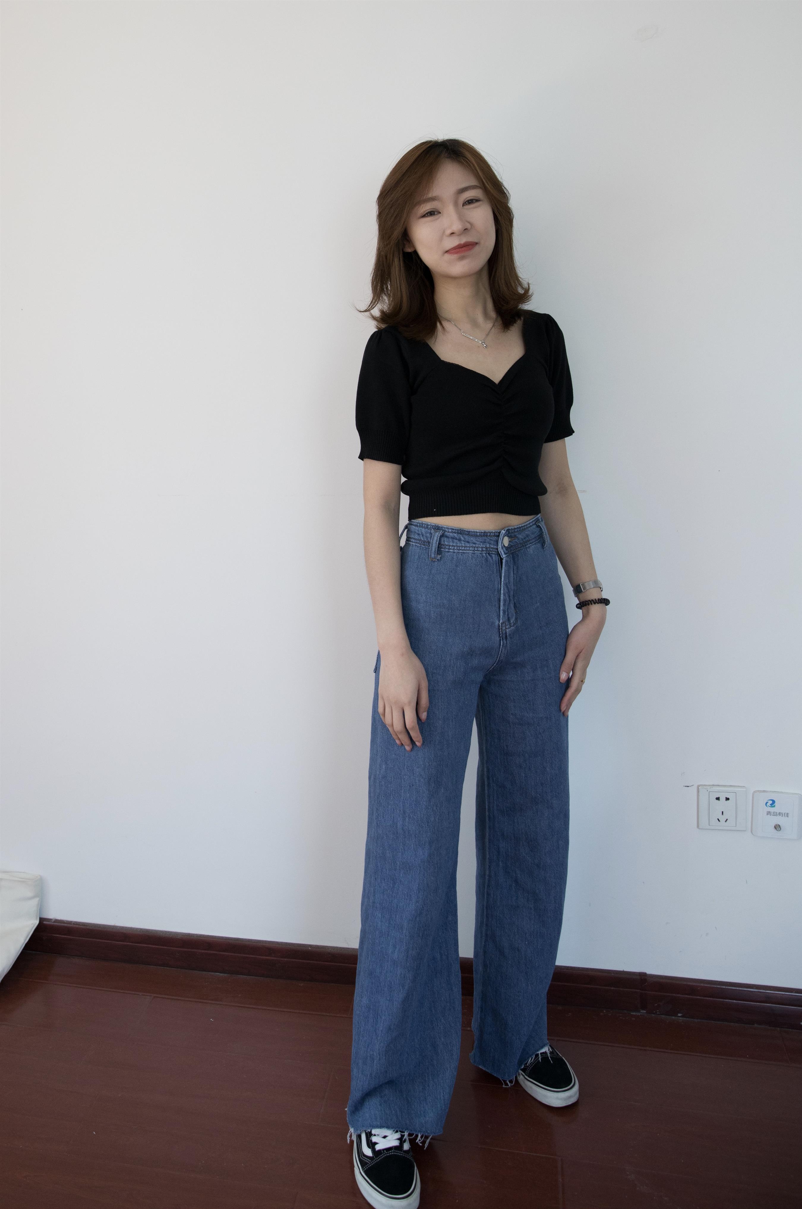 《牛仔の布鞋船袜脚丫》作品图