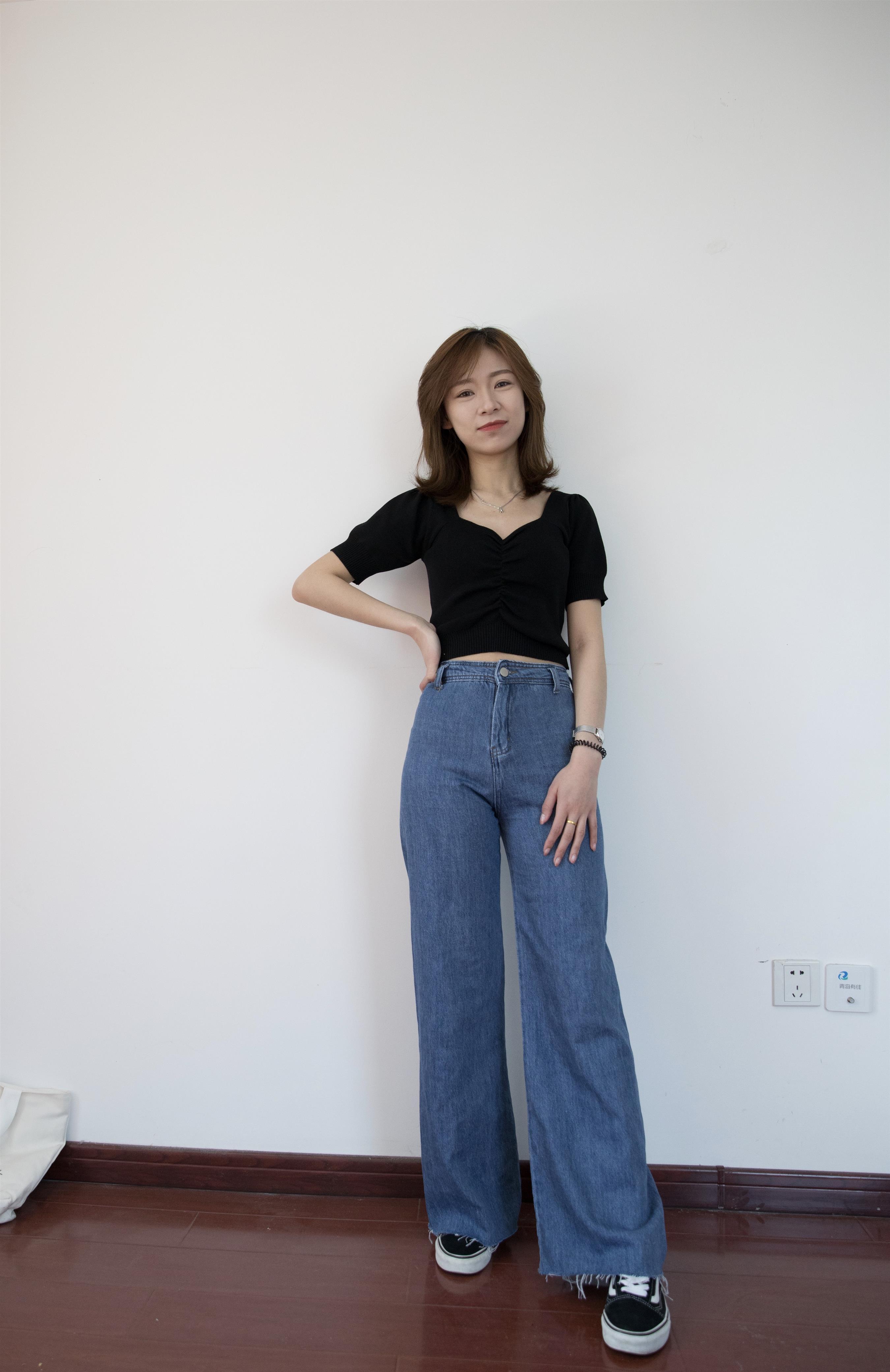 《牛仔の布鞋船袜脚丫》作品图