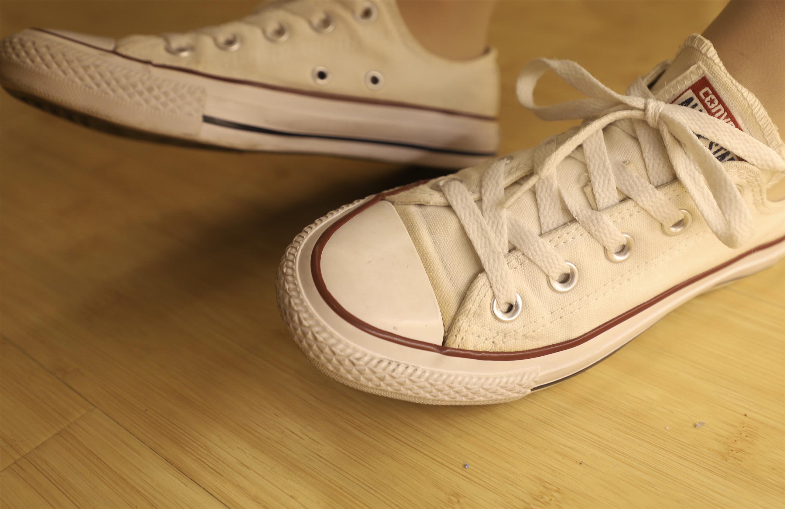 《肉丝互脚+视频1个》作品图