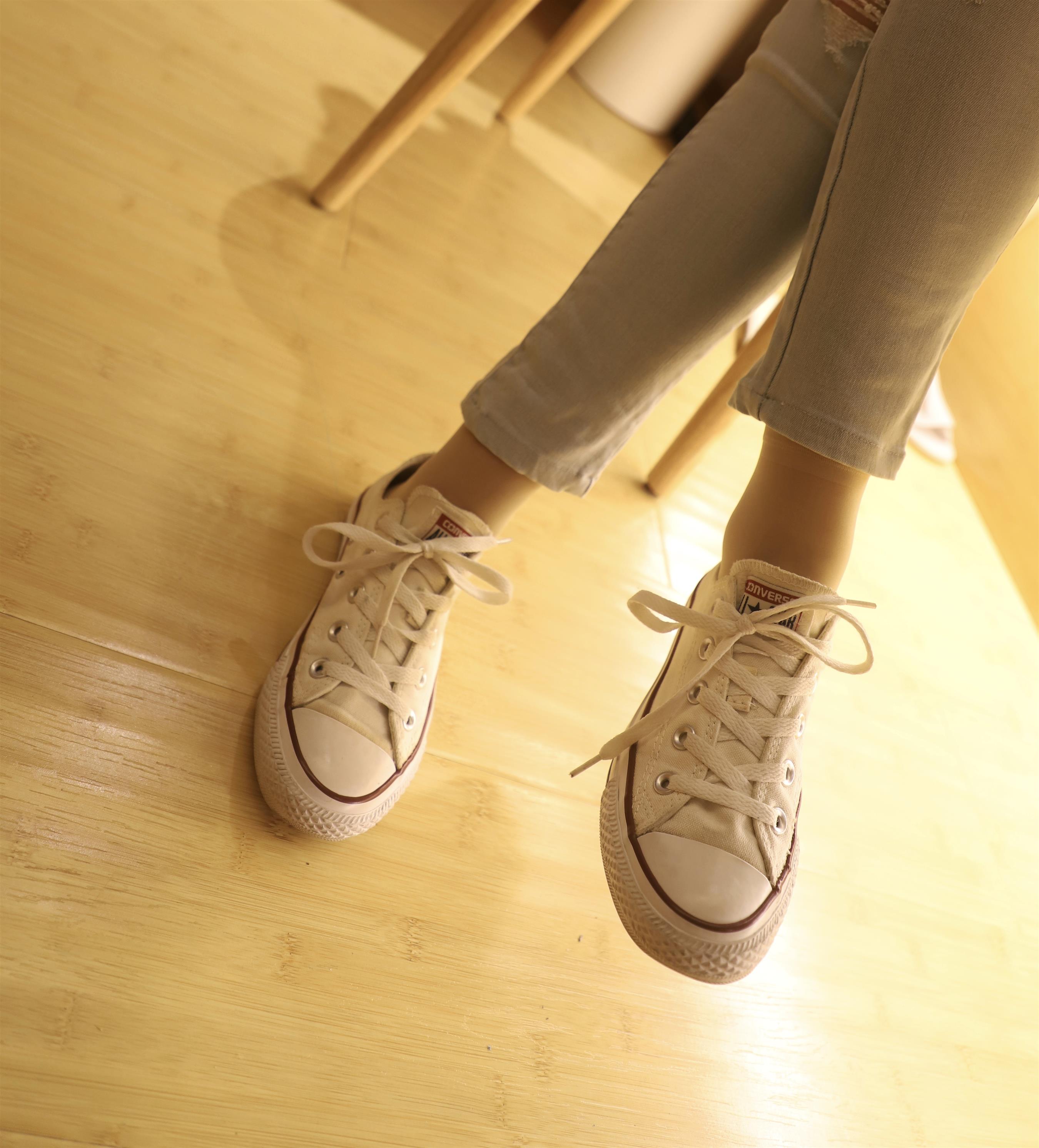 《肉丝互脚+视频1个》作品图