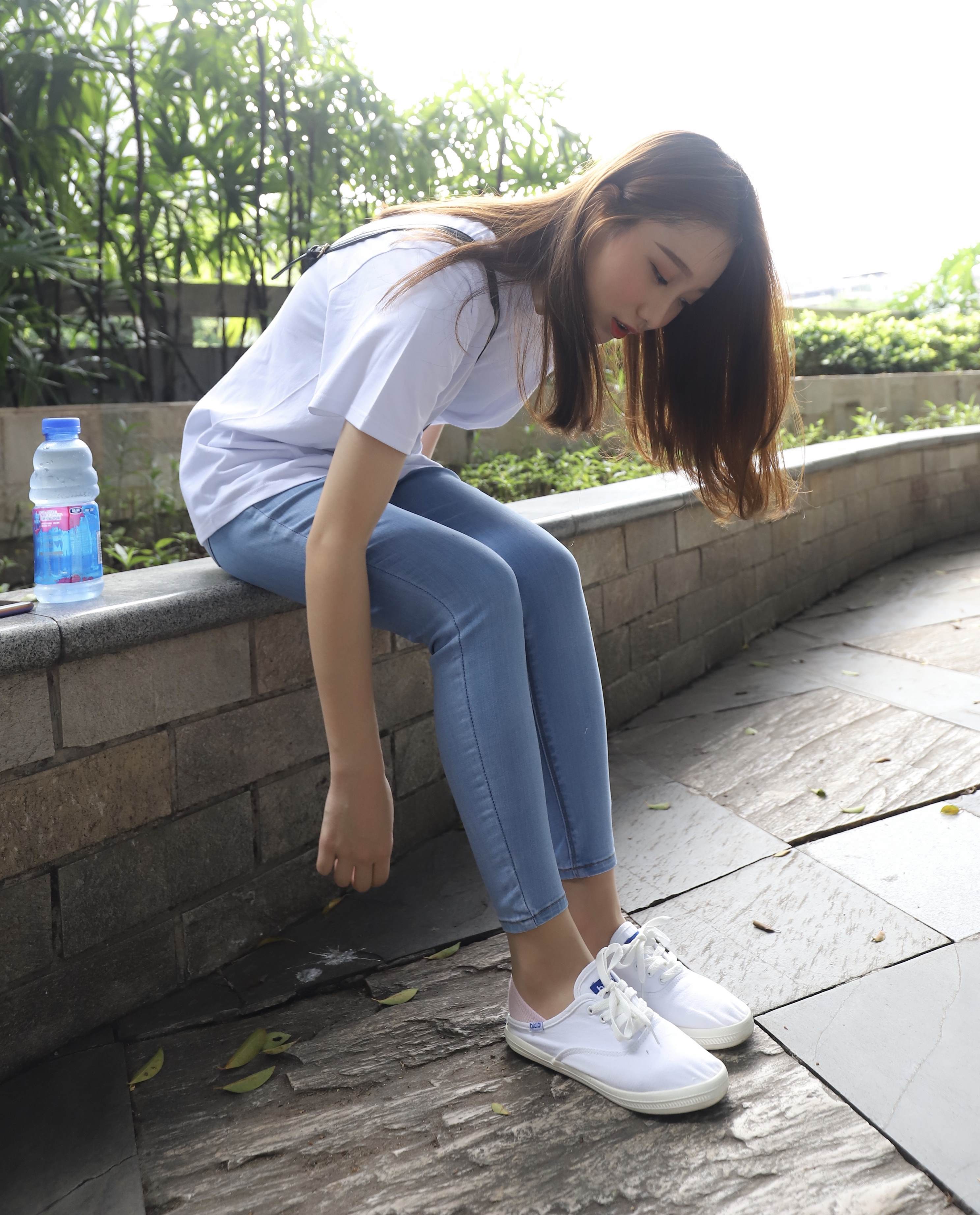 《布鞋の船套丝脚丫》作品图