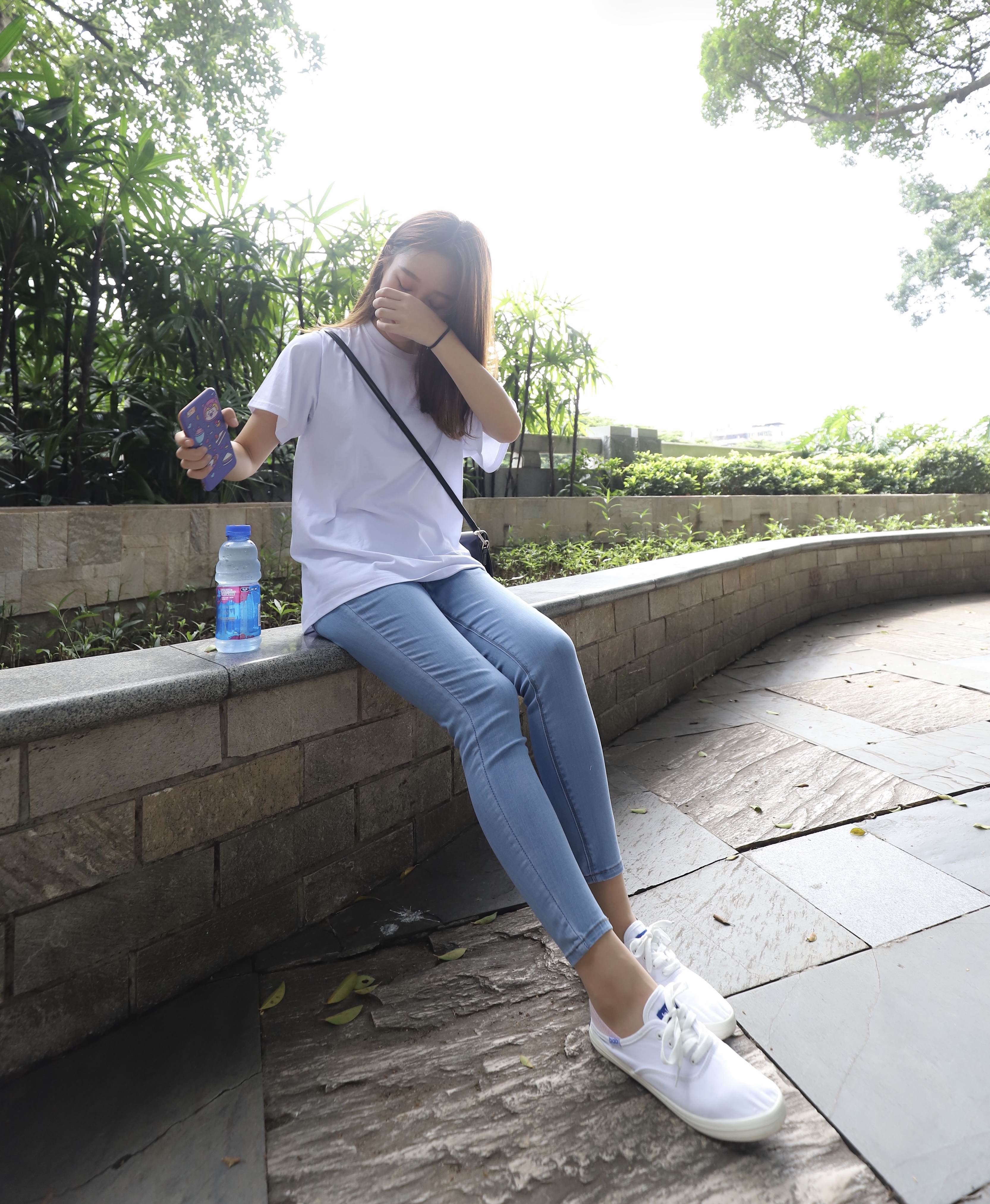 《布鞋の船套丝脚丫》作品图