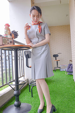 少女职业装の高跟丝脚丫