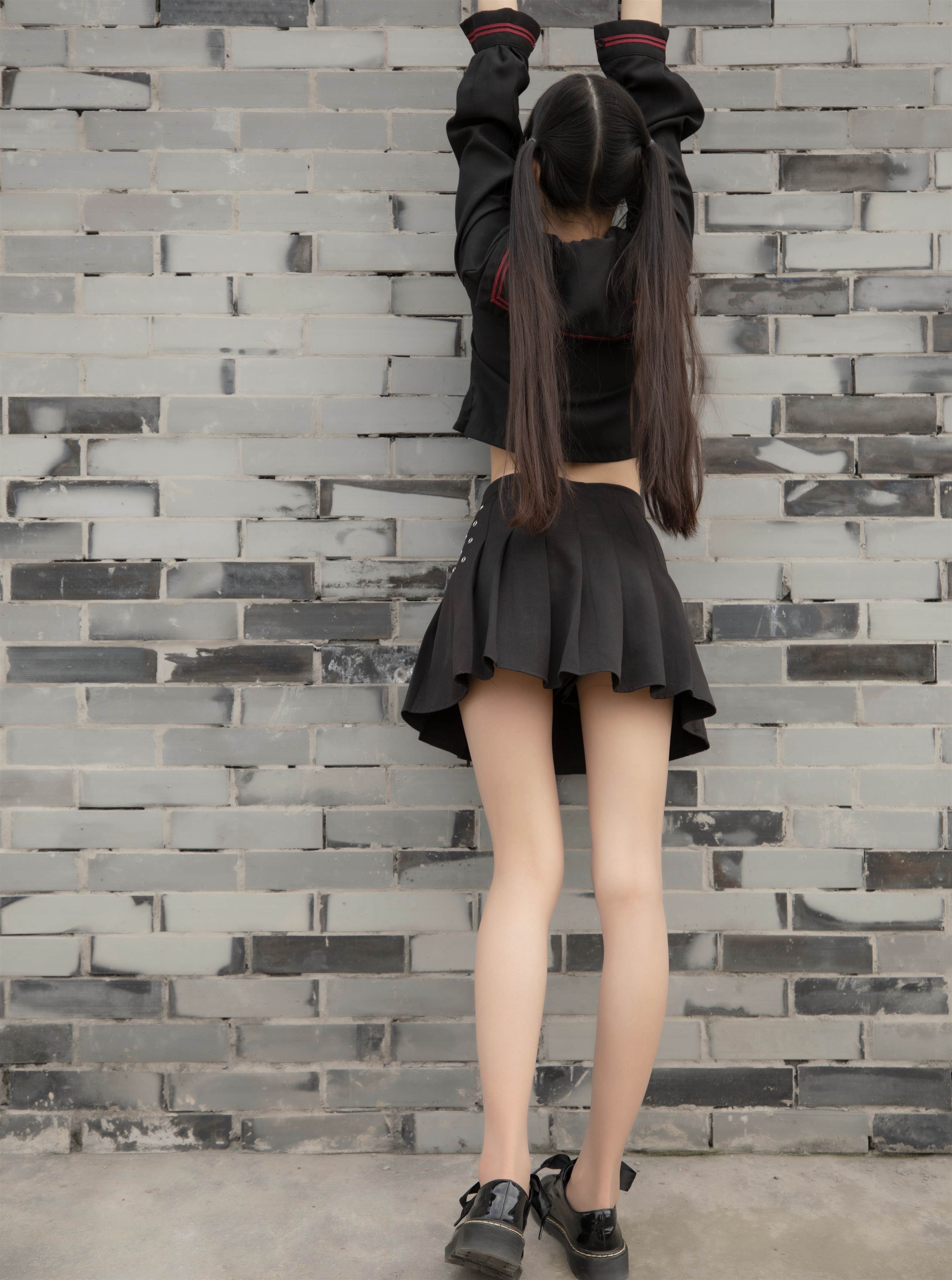 《学院风JK制服の丝脚丫+视频1个》作品图