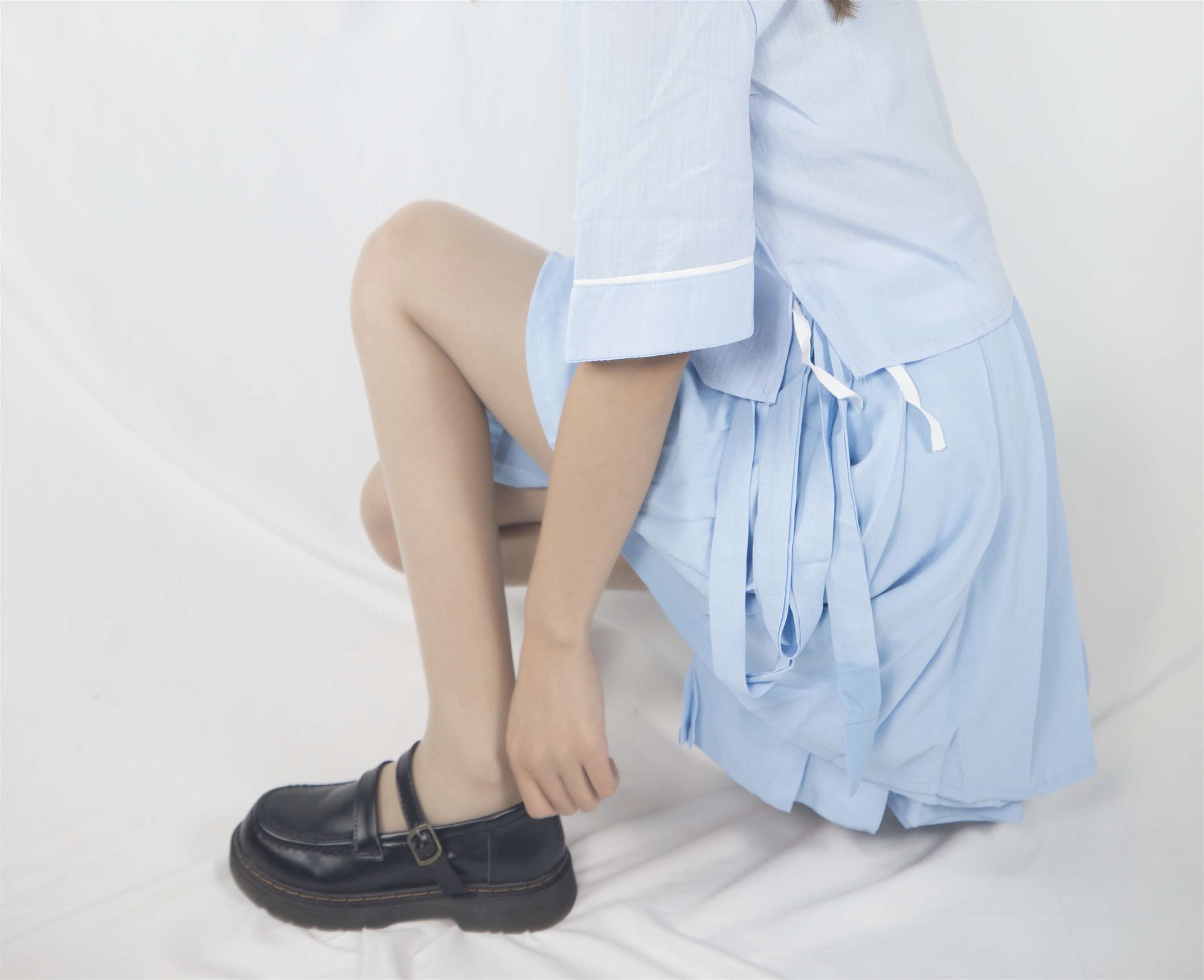 《JK鞋の丝脚丫》作品图
