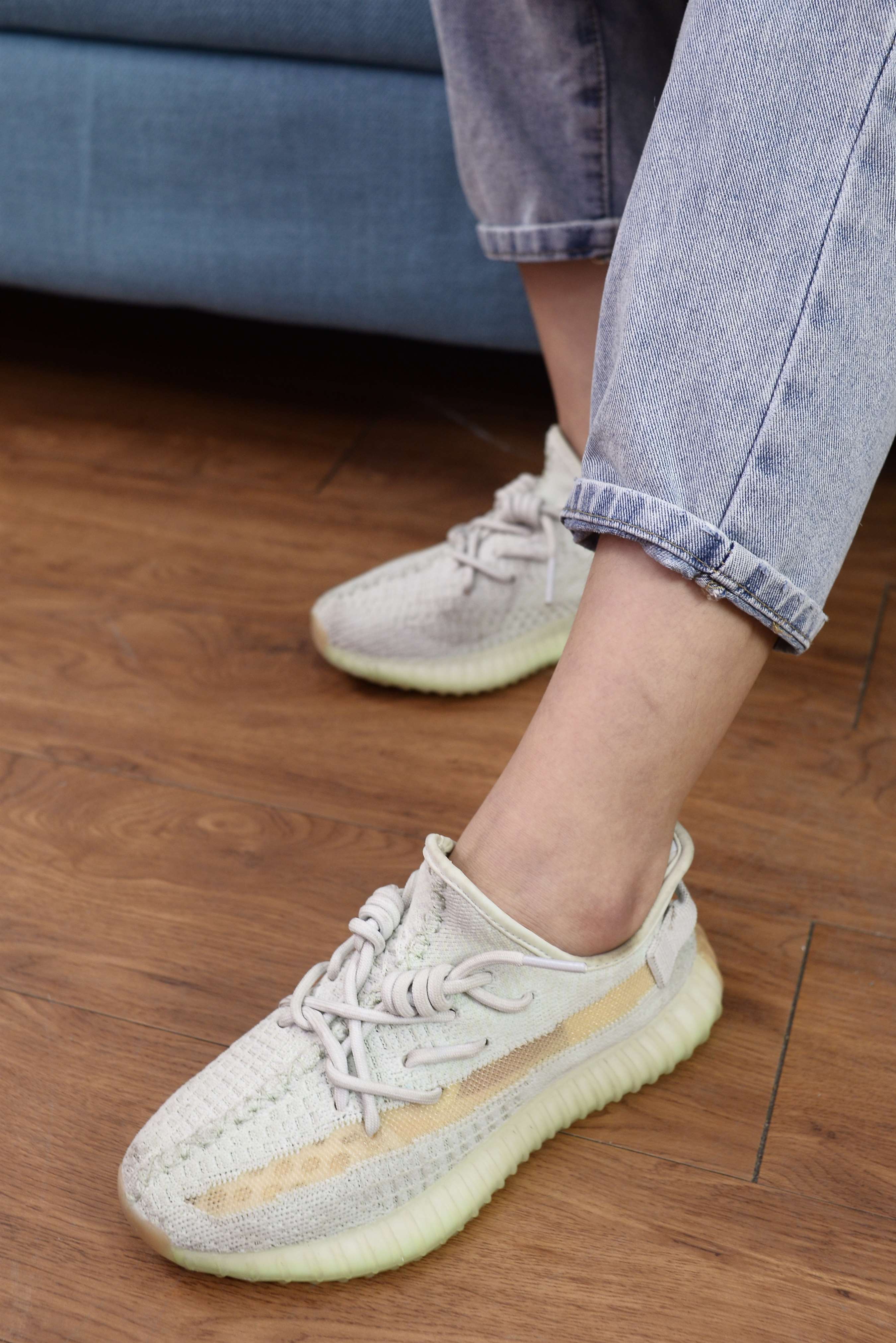 《七分牛仔の船袜脚丫》作品图