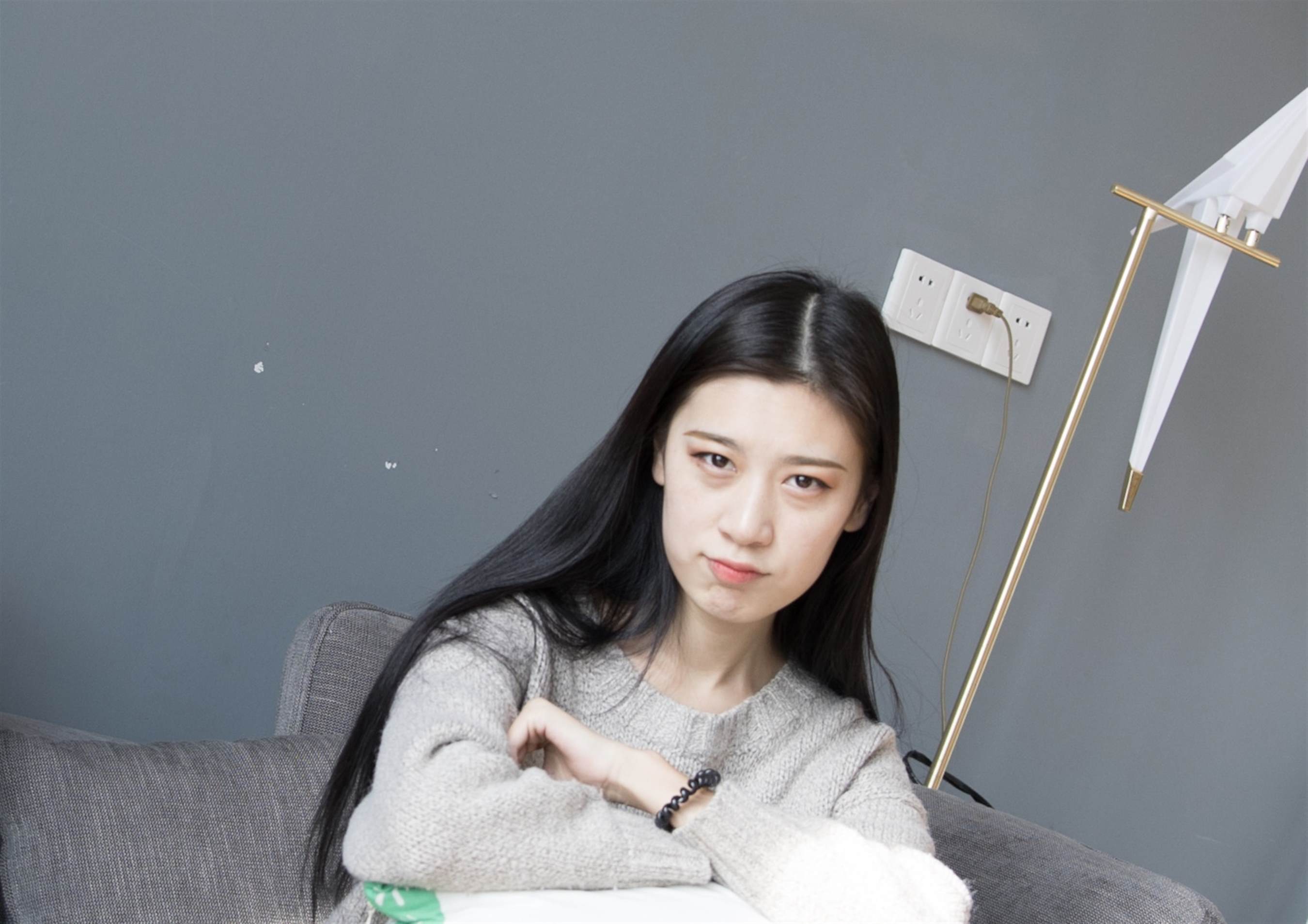 《马丁鞋の黑棉袜脚+花絮1个网盘下载》作品图