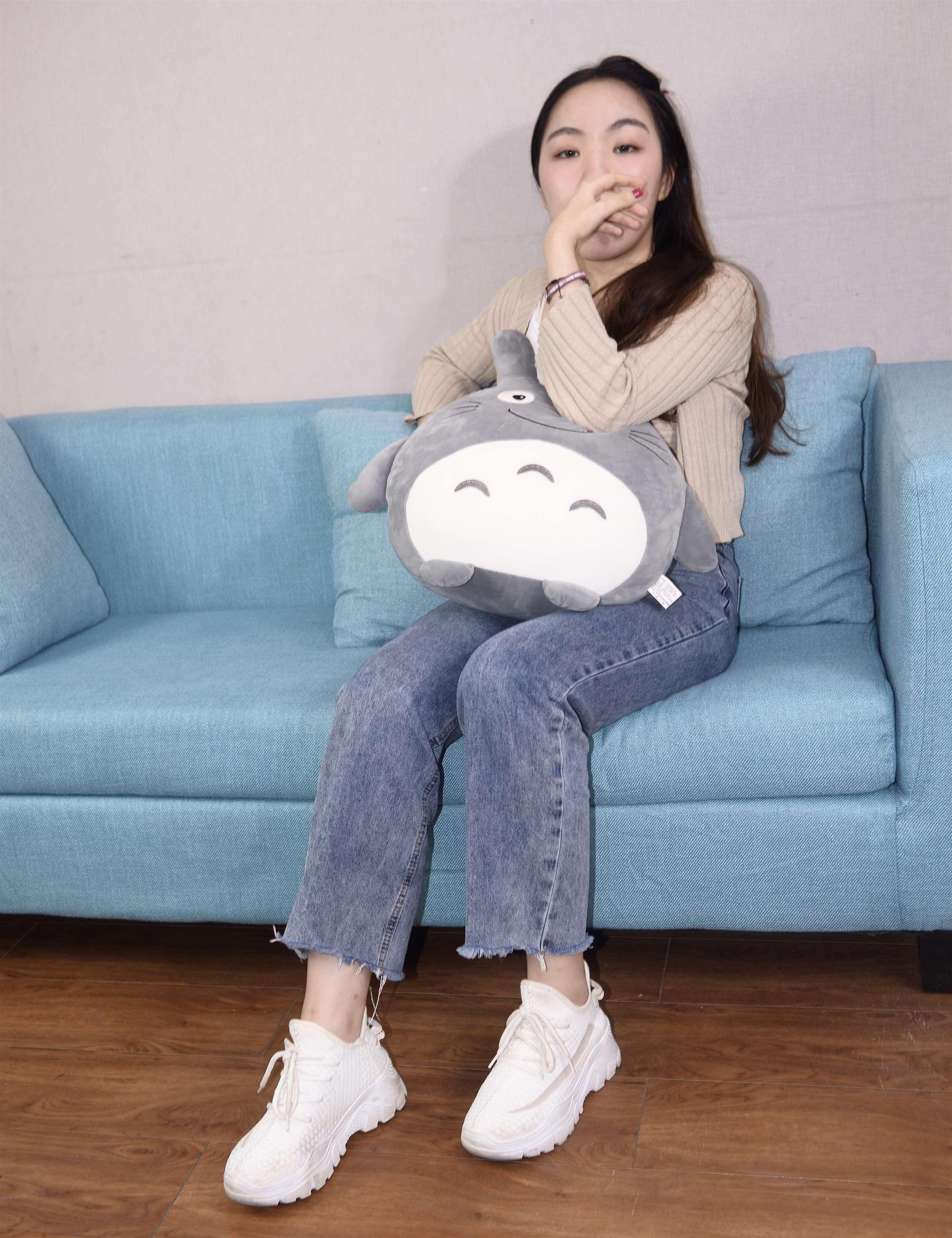 《龙猫抱枕の船袜脚丫》作品图