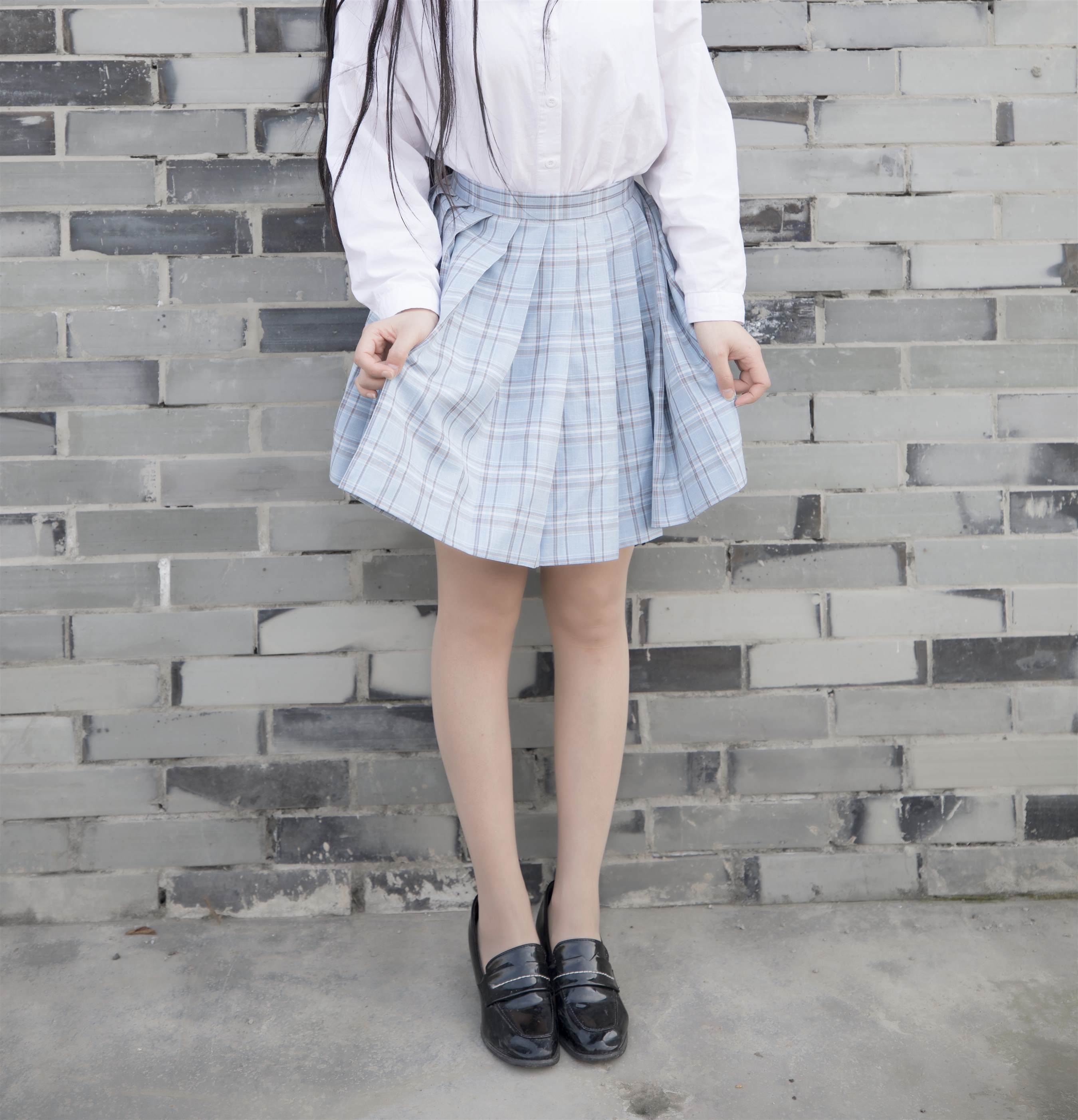 《JK制服の肉丝的*惑》作品图