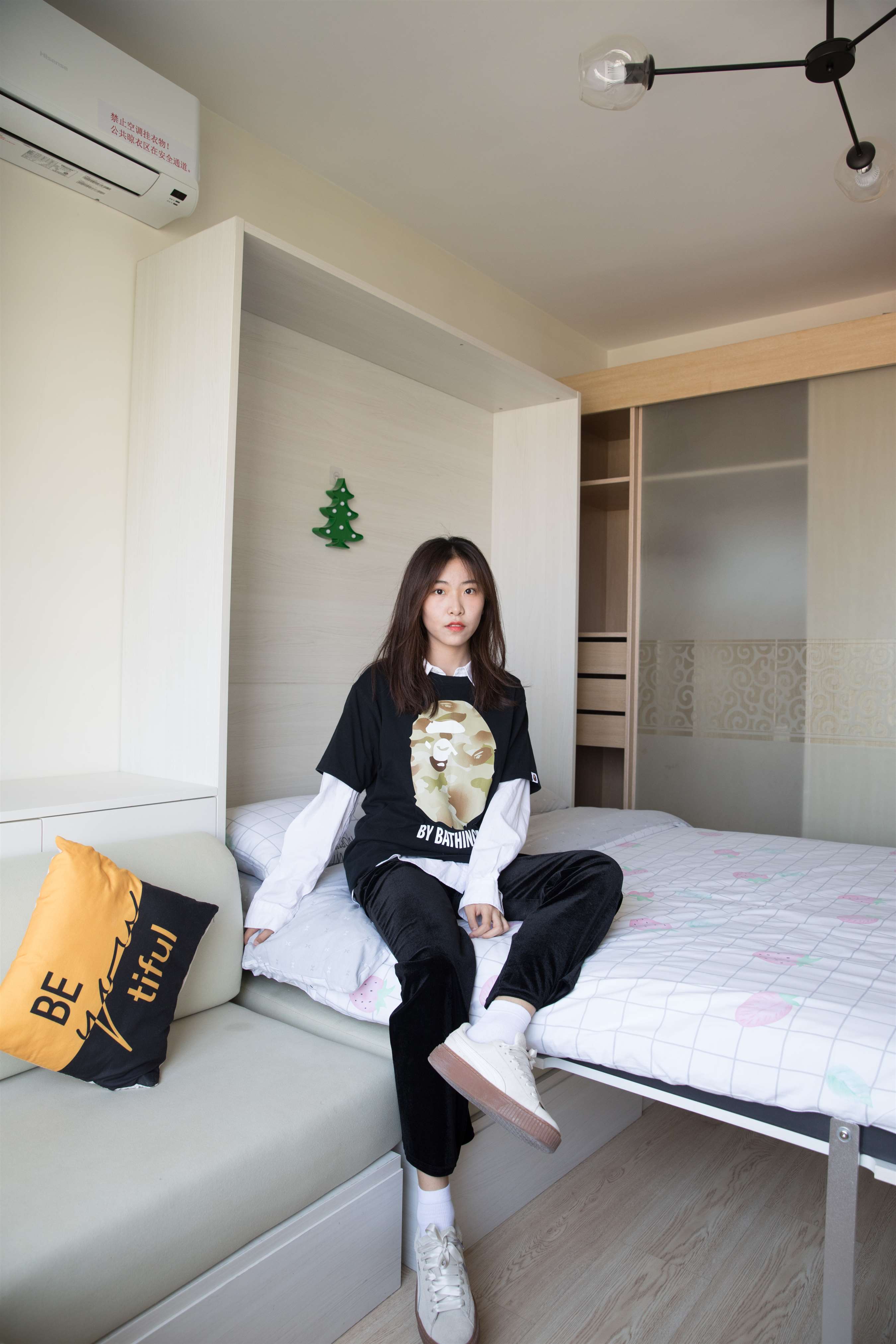 《休闲装の白棉袜脚+花絮1个网盘下载》作品图