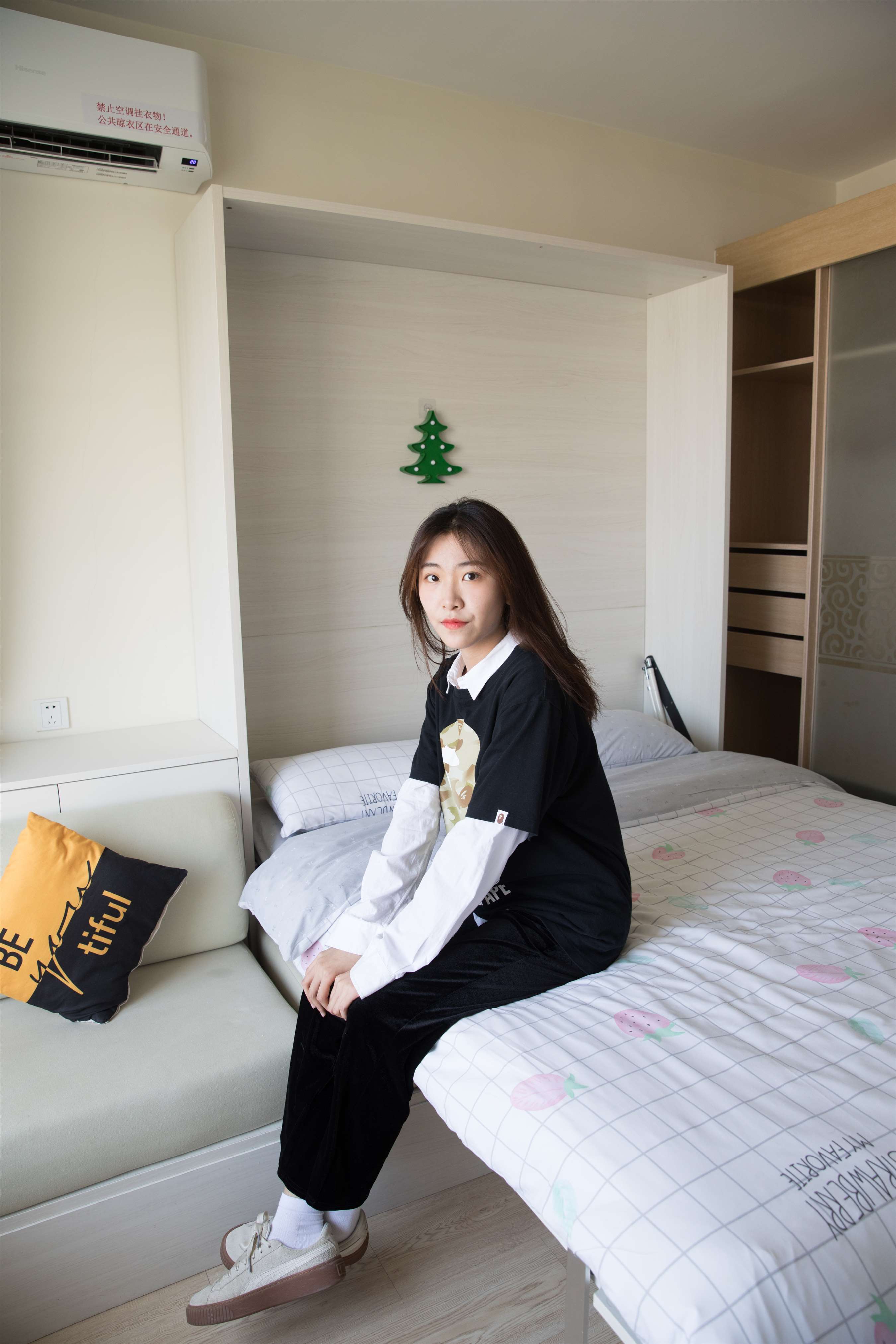 《休闲装の白棉袜脚+花絮1个网盘下载》作品图