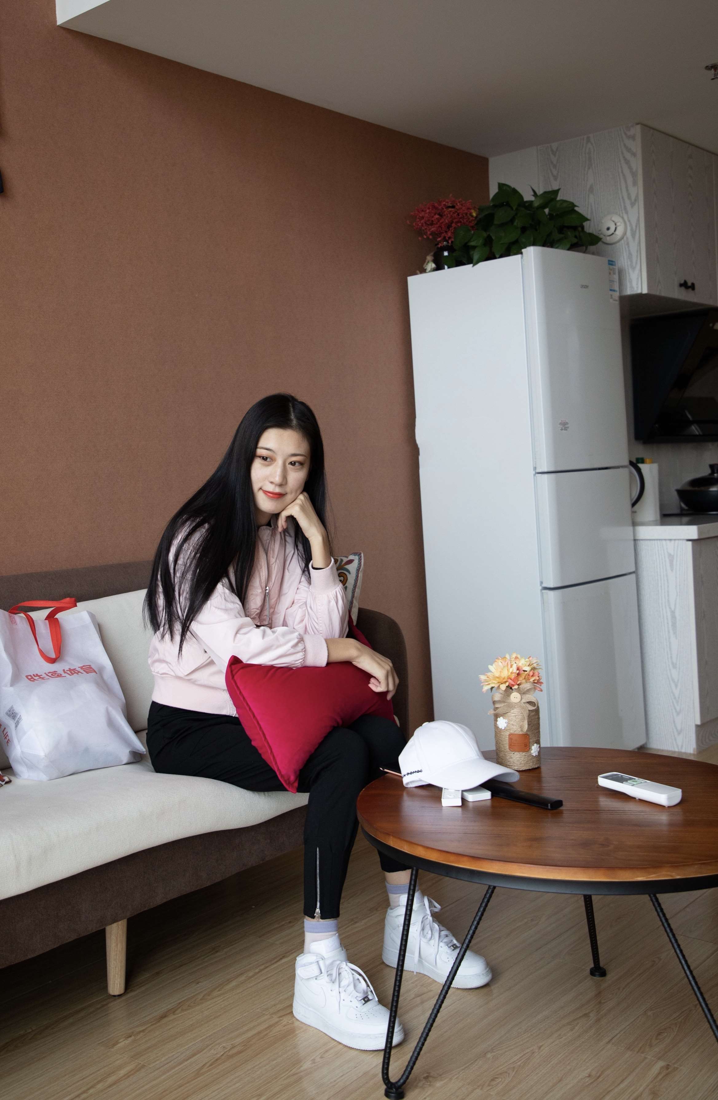 《家拍球鞋の棉袜脚》作品图