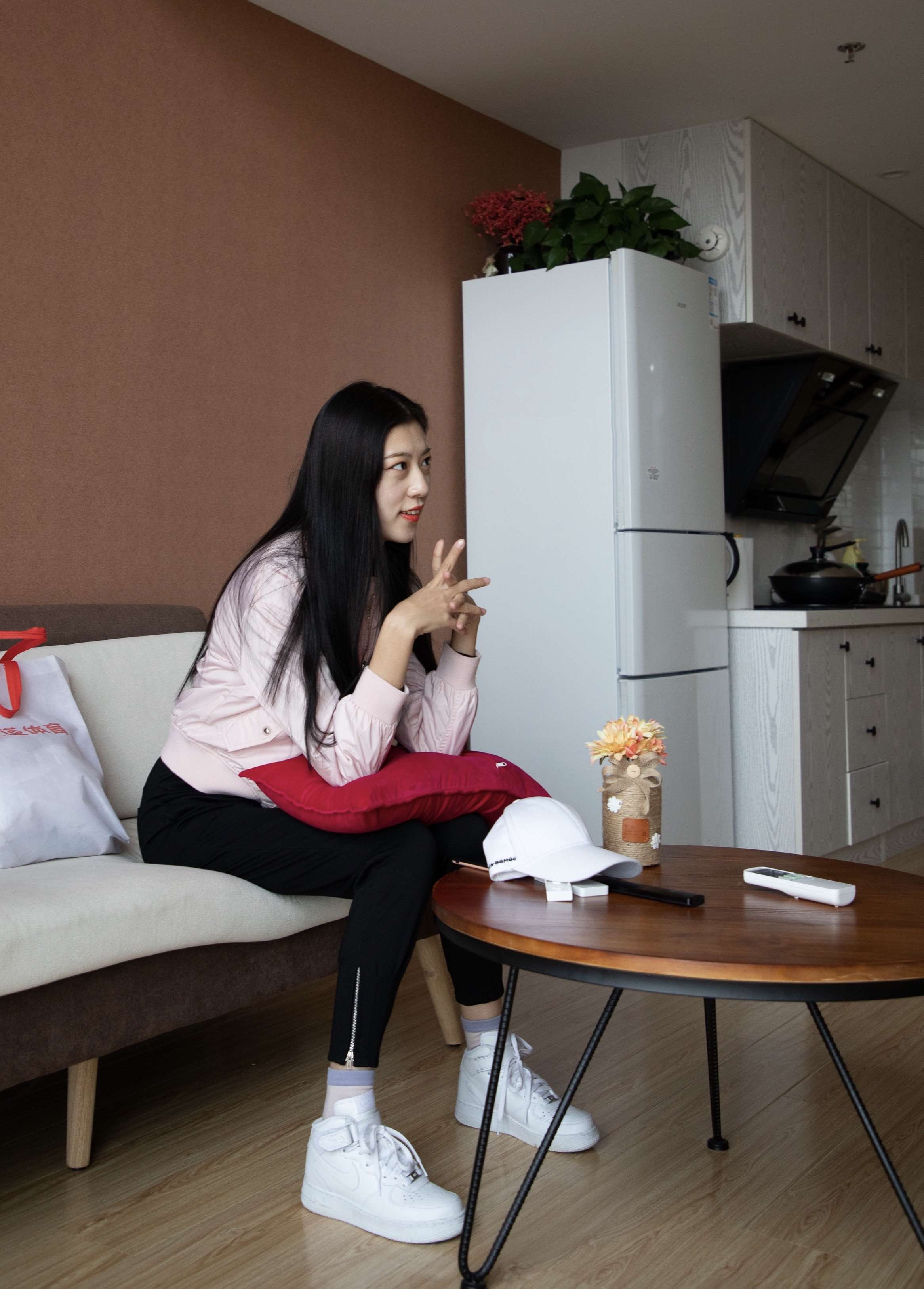 《家拍球鞋の棉袜脚》作品图