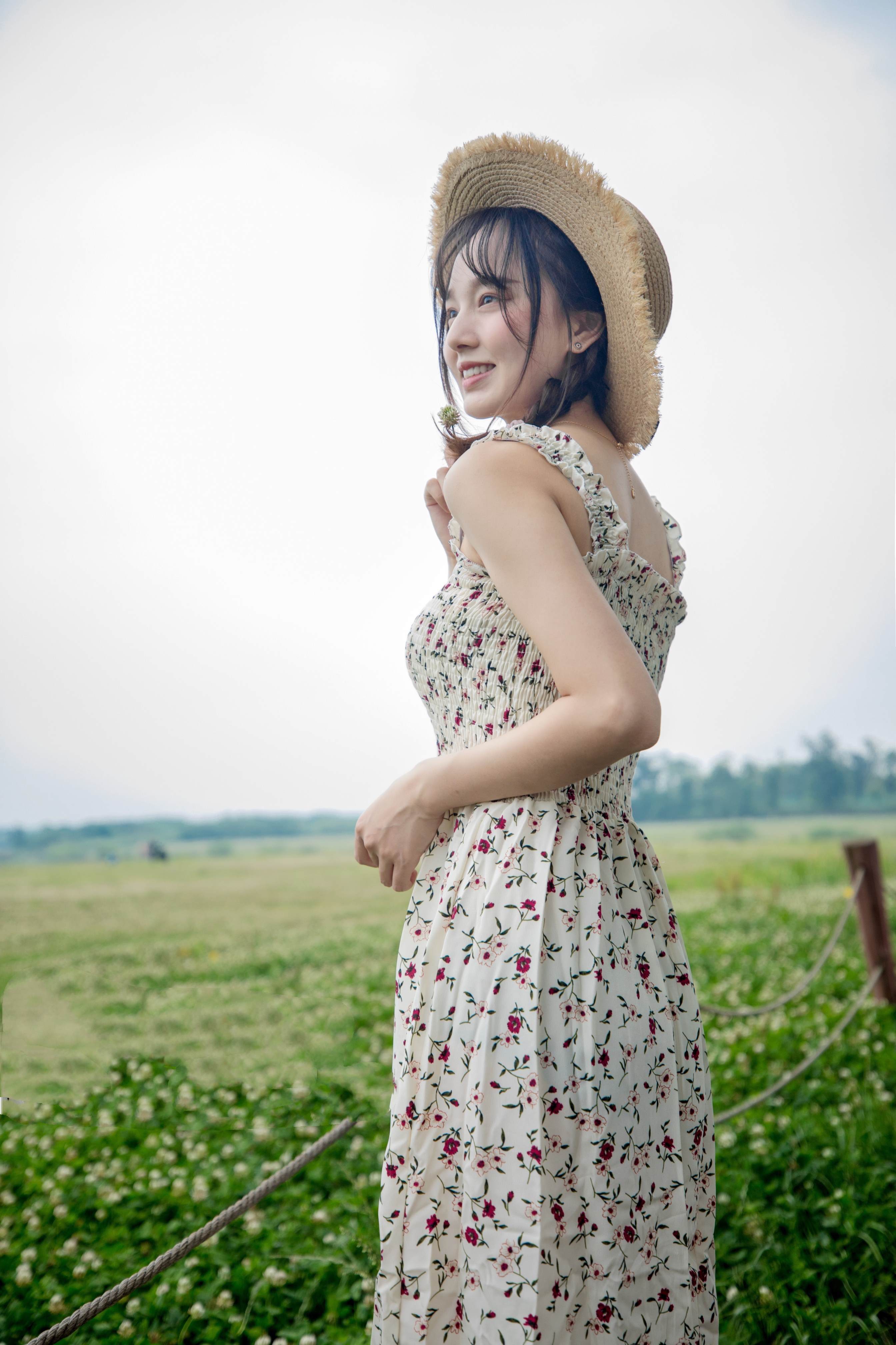 《田园小萌妹【花絮1个网盘下载】》作品图