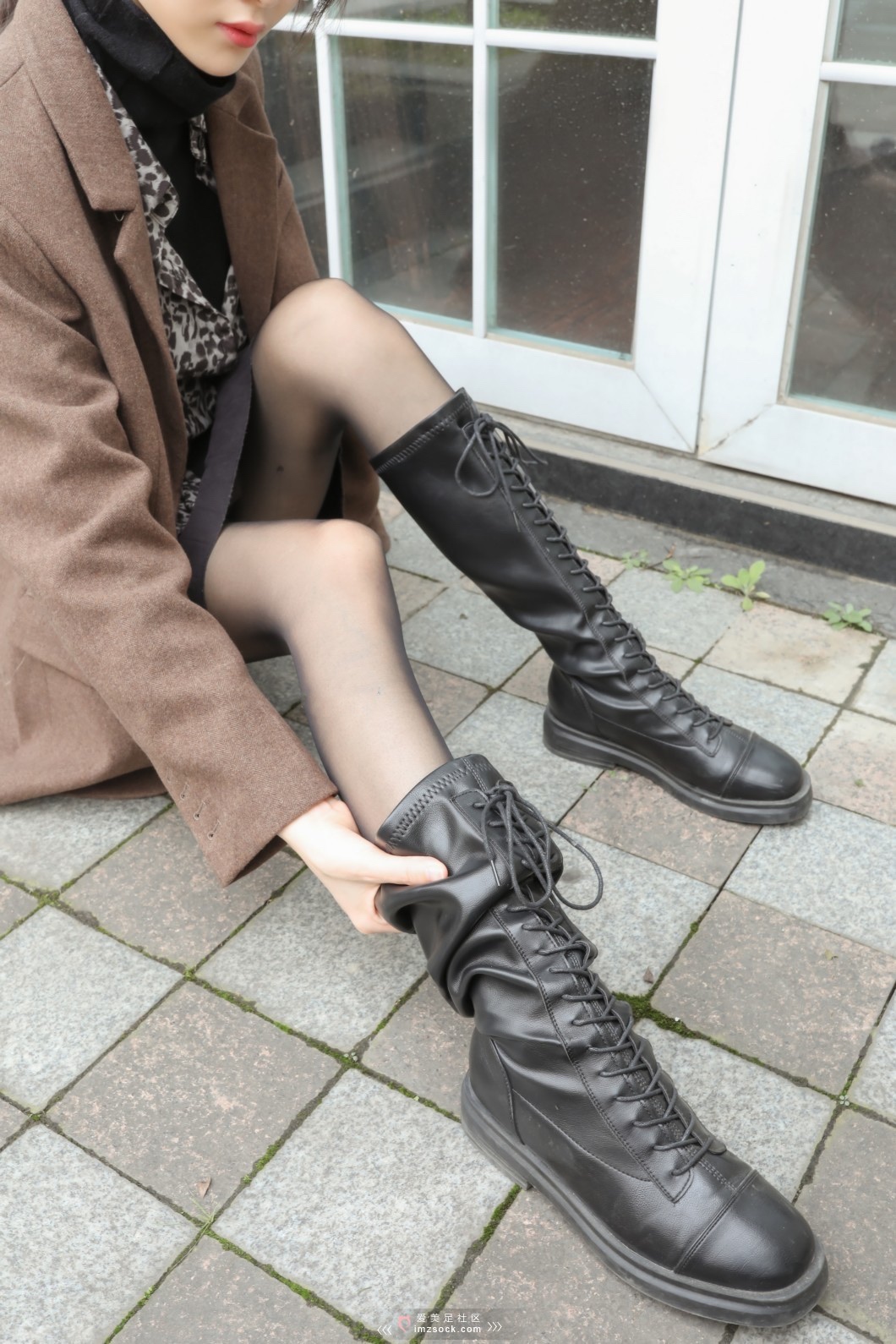 《长靴の黑丝*惑》作品图