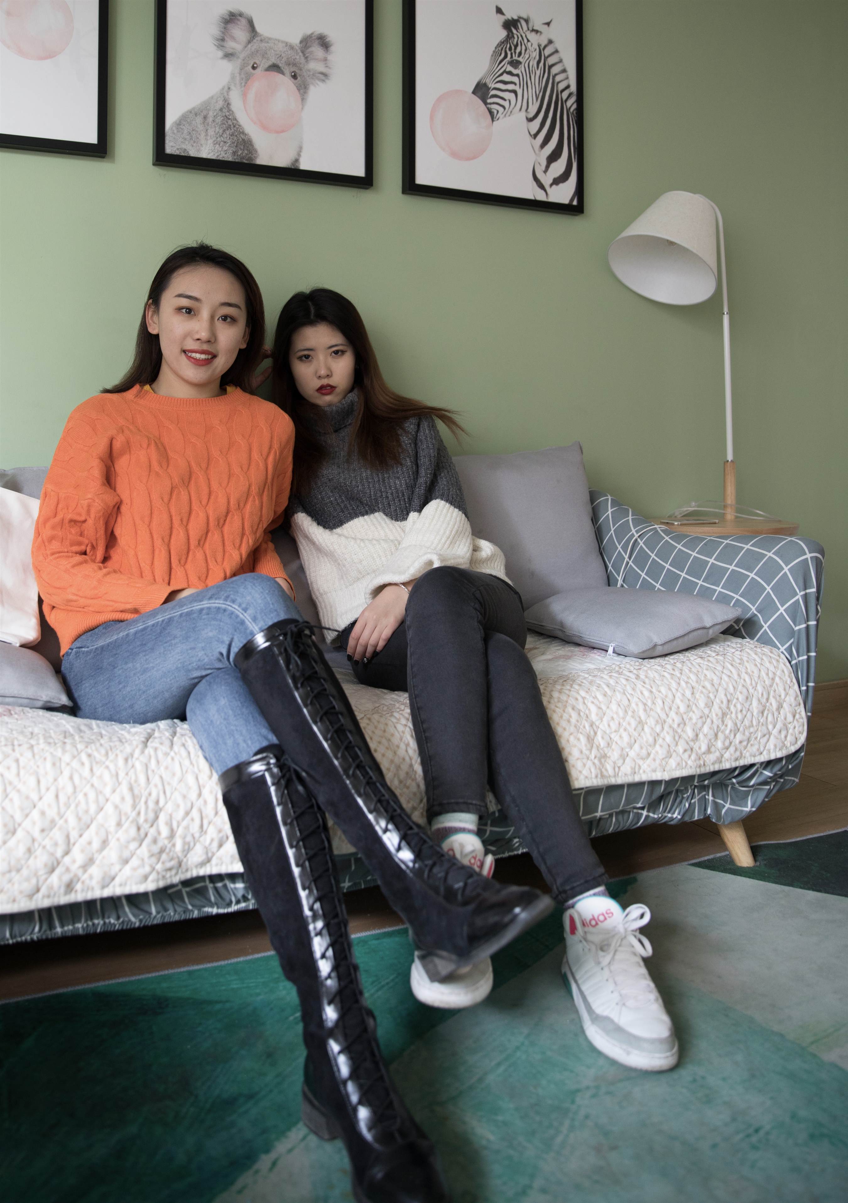 《牛仔少女互jio【花絮1个网盘下载】》作品图