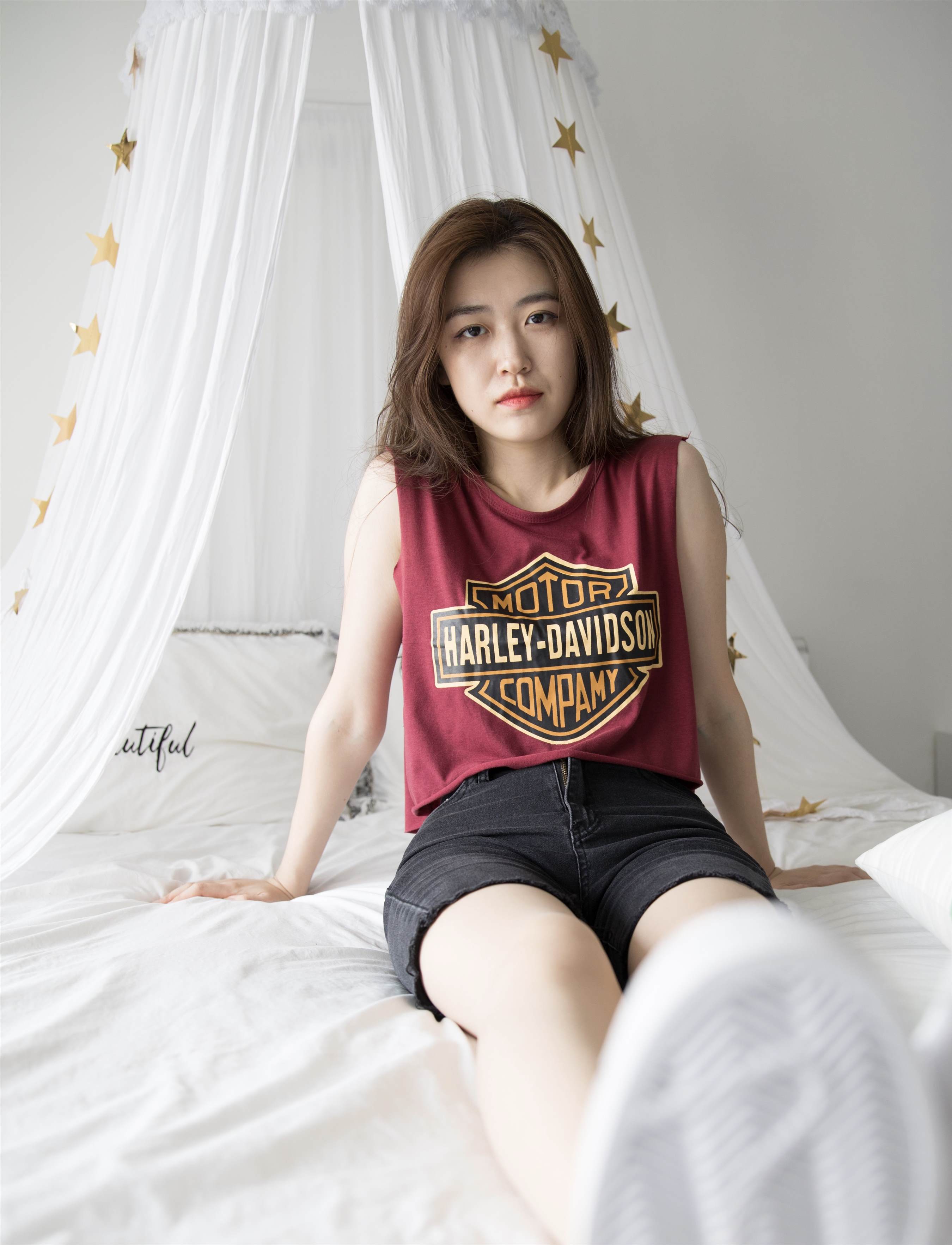 《板鞋の白船袜脚【花絮1个网盘下载】》作品图