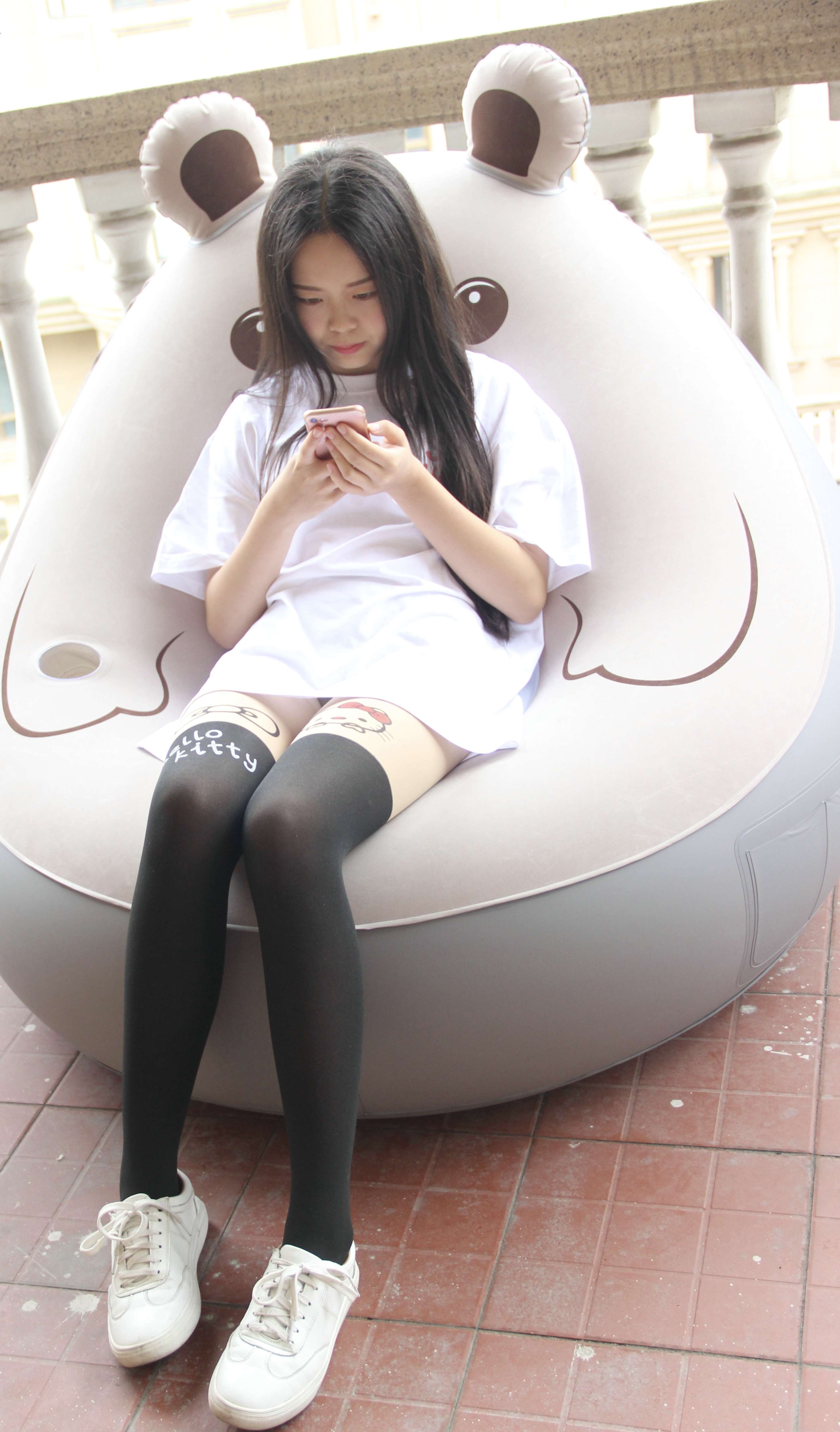 《hello kitty丝袜少女》作品图