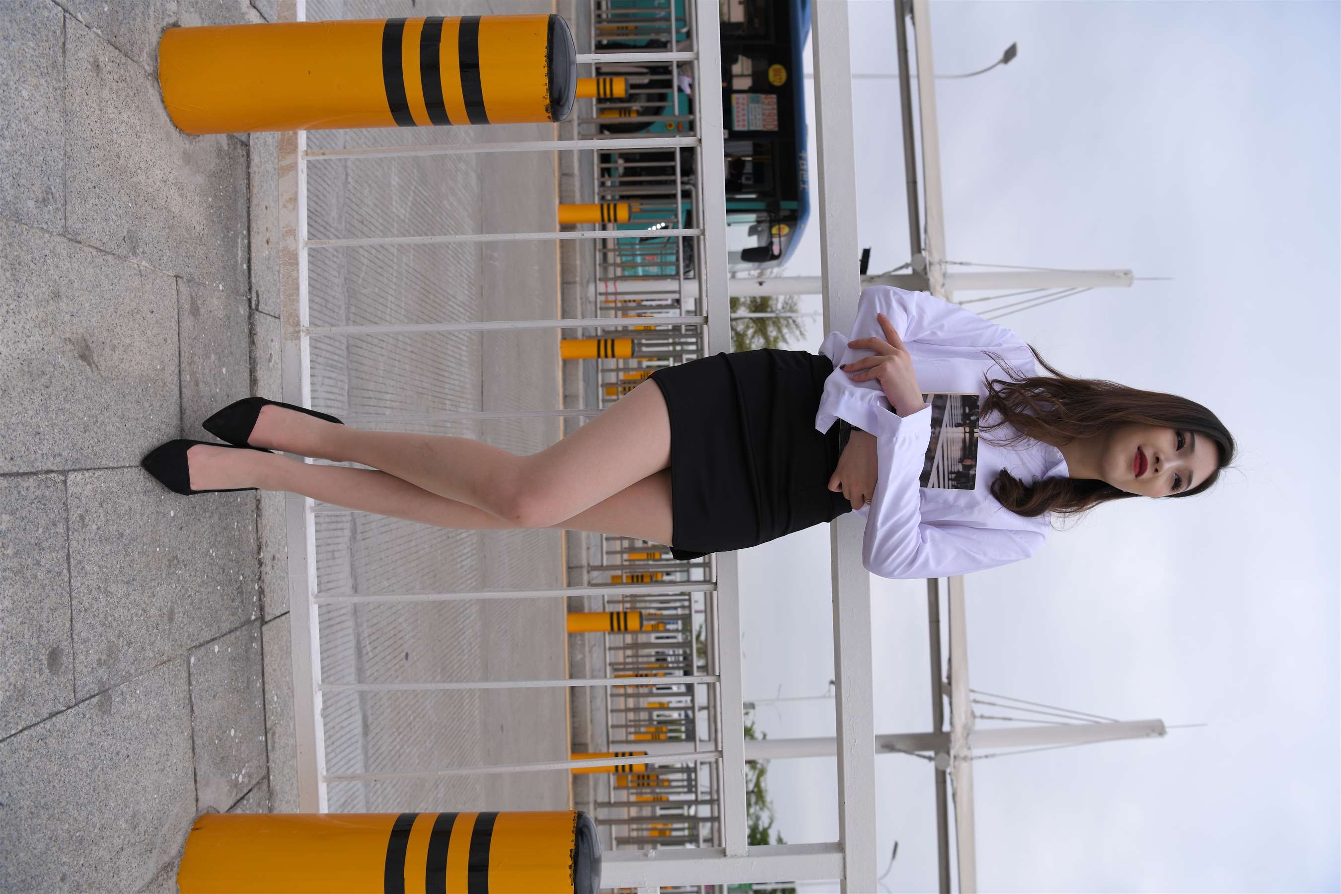 《职业装の长腿丝脚丫【视频7个网盘下载】》作品图