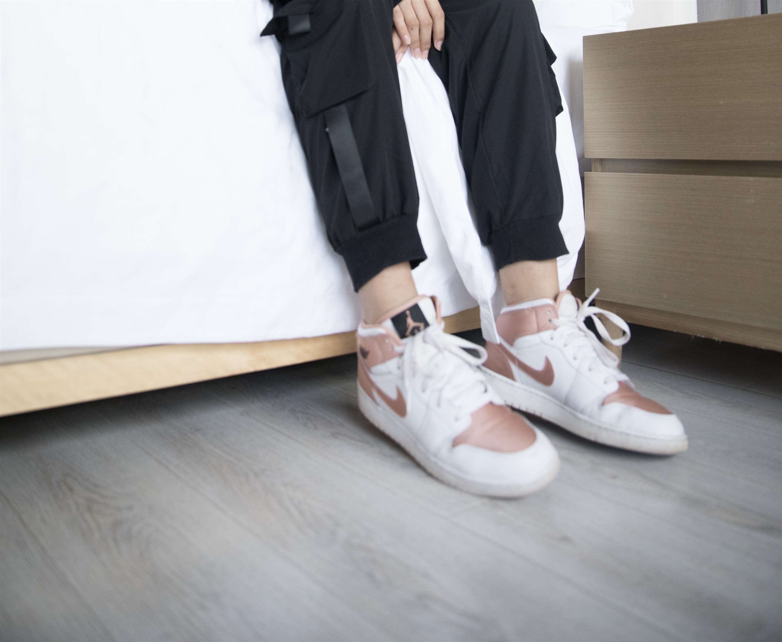 《球鞋运动装の棉袜脚【视频1个网盘下载】》作品图