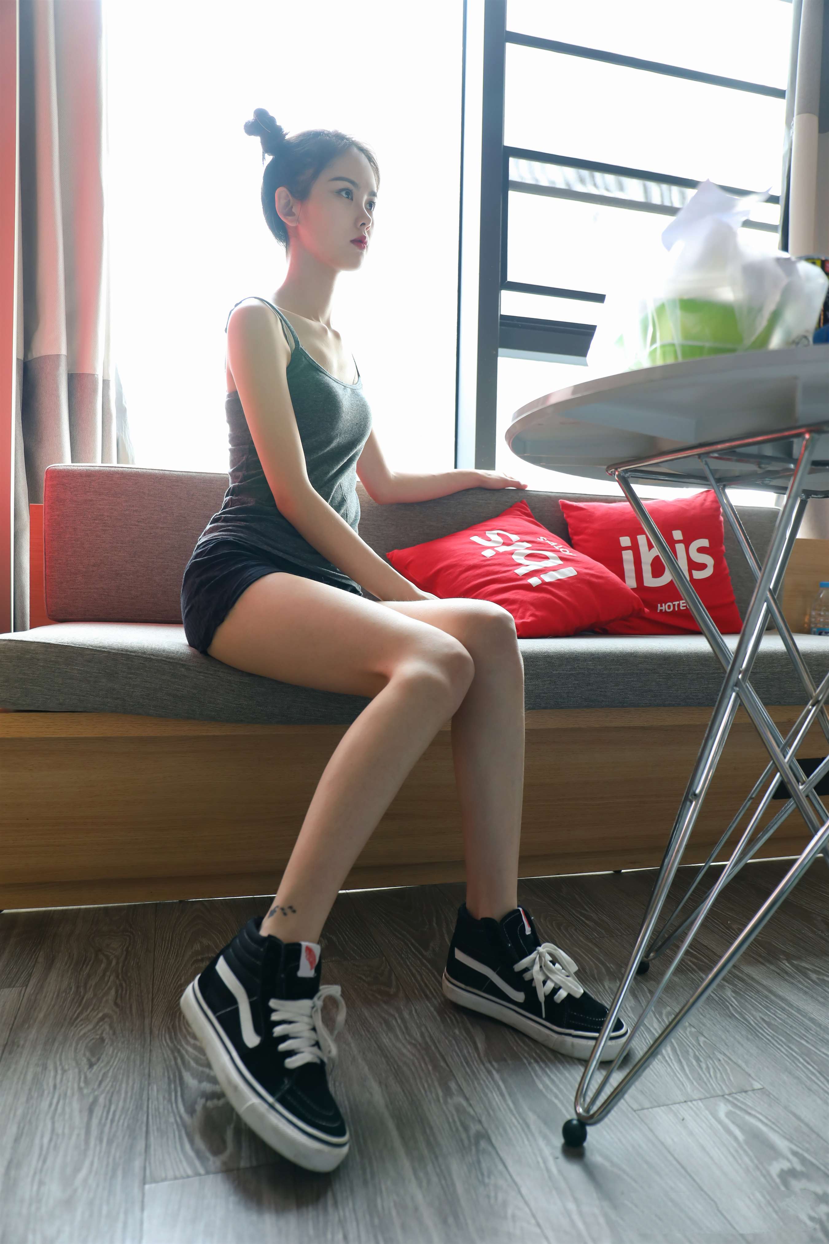 《雨沐嫩足玩奥利奥》作品图