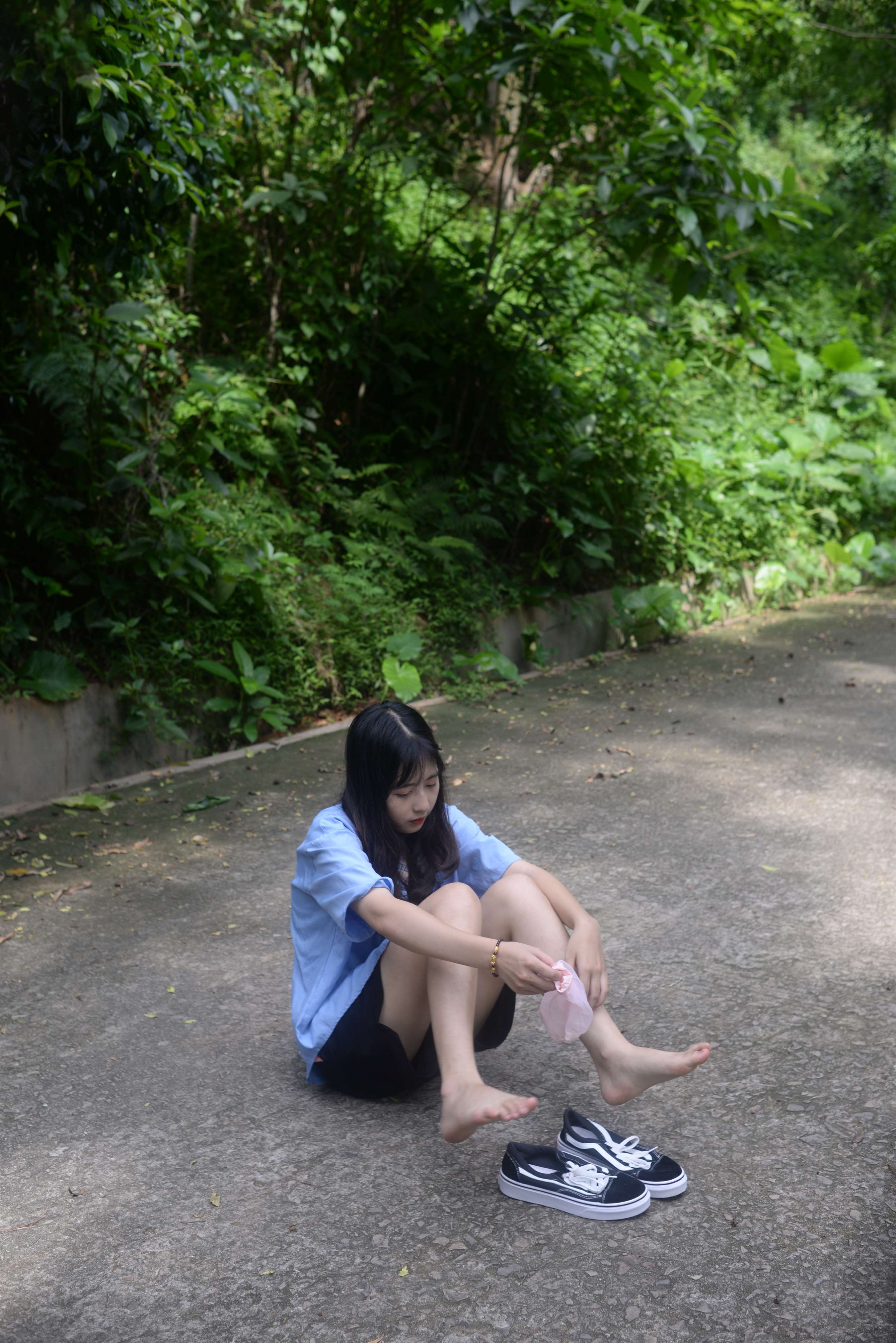 《林间小道》作品图