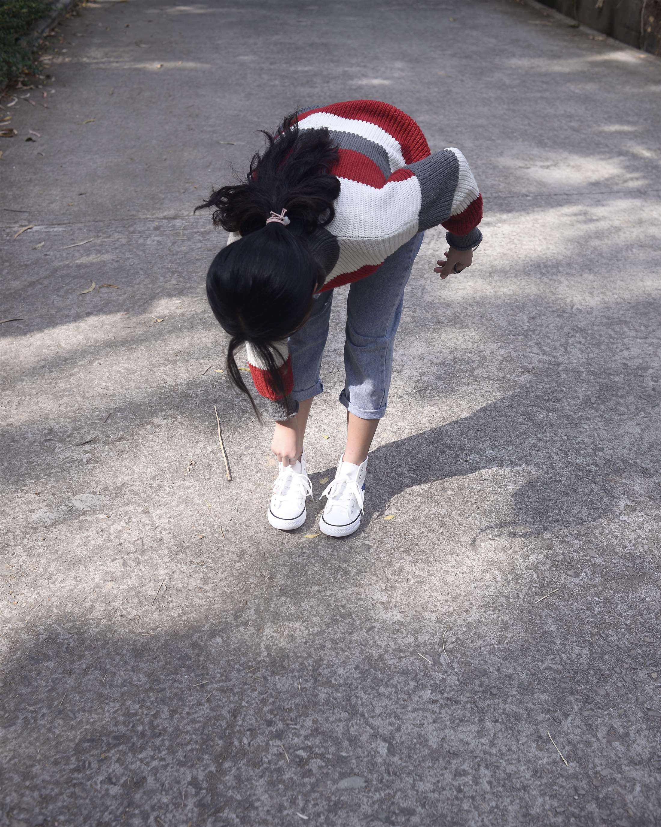 《高帮帆布鞋の船袜脚【附送视频1个】》作品图