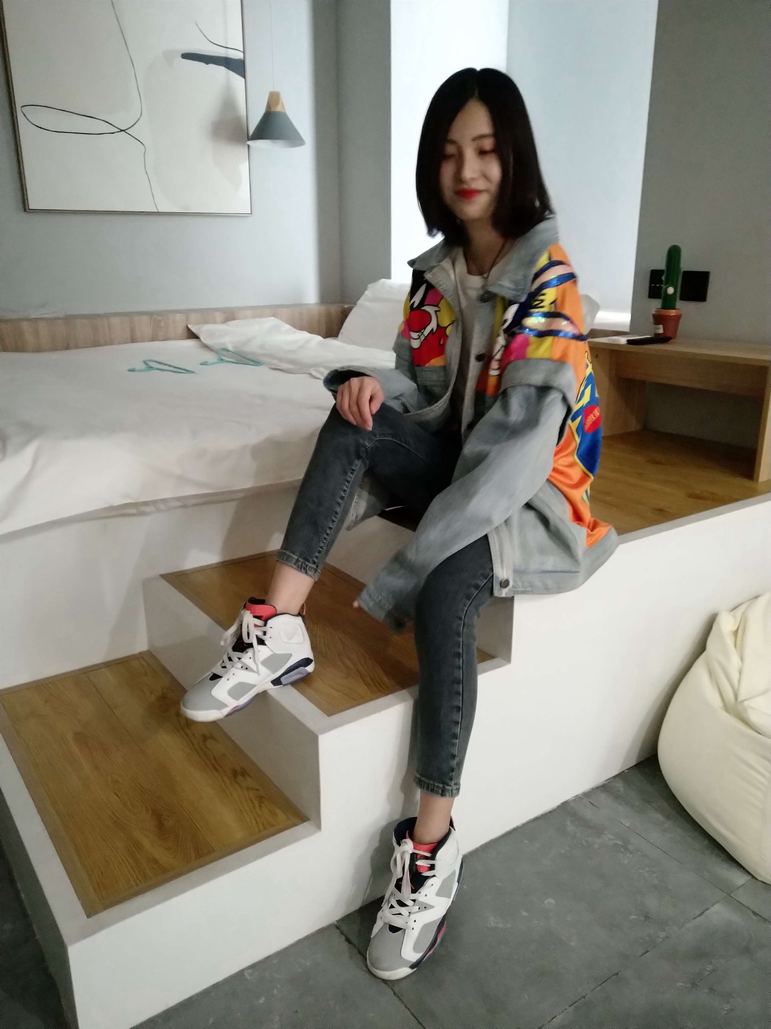 《清纯的白棉袜脚》作品图