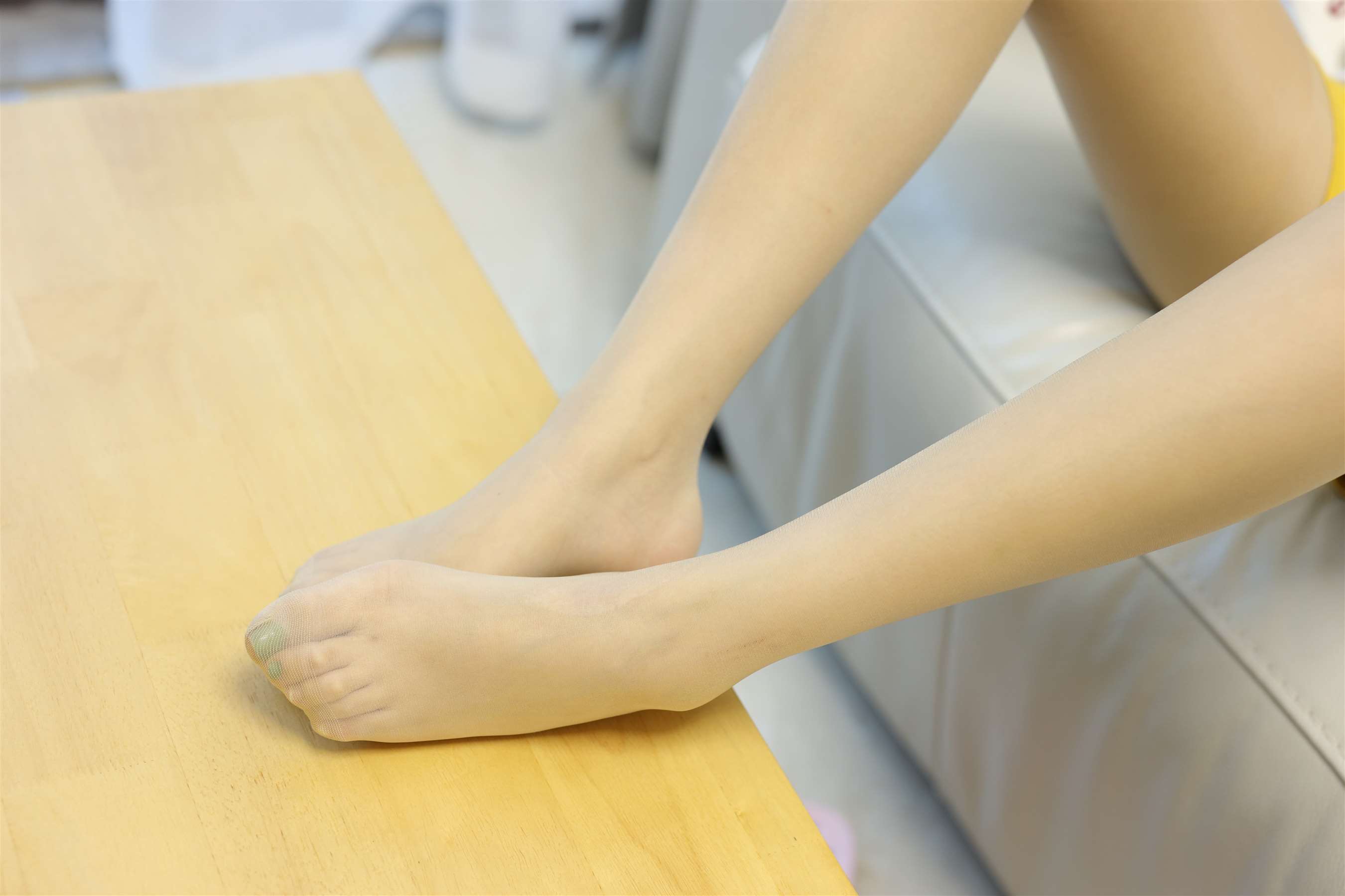 《邻居妮妮来我家玩游戏【附送7个视频】》作品图