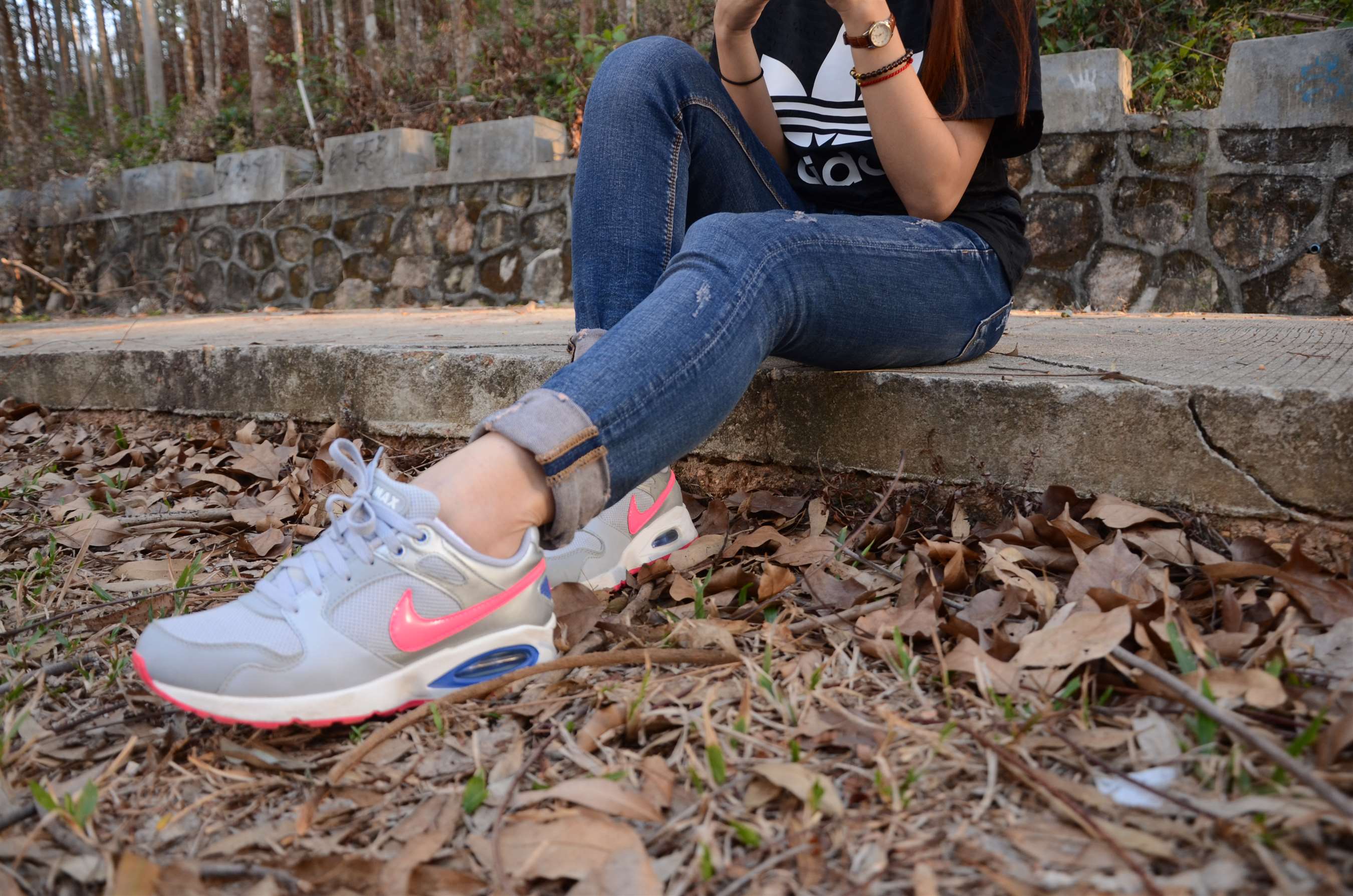 《后山yue拍棉袜少女》作品图