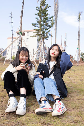 高中学妹互脚
