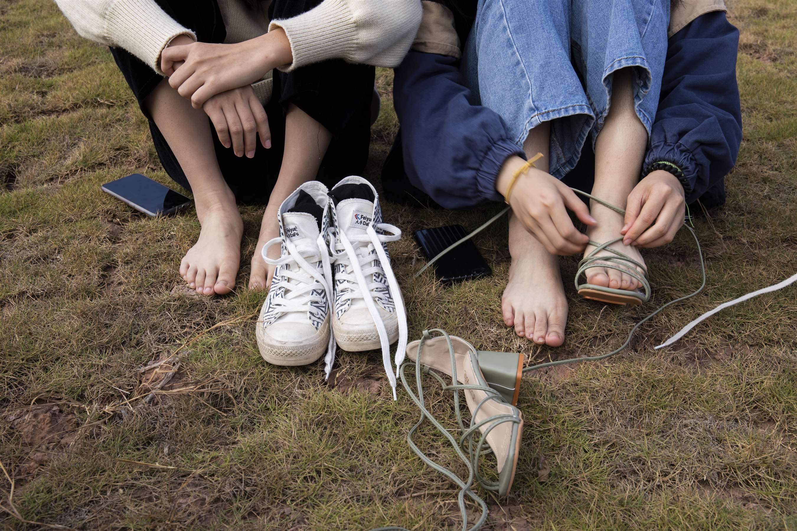 《高中学妹互脚》作品图