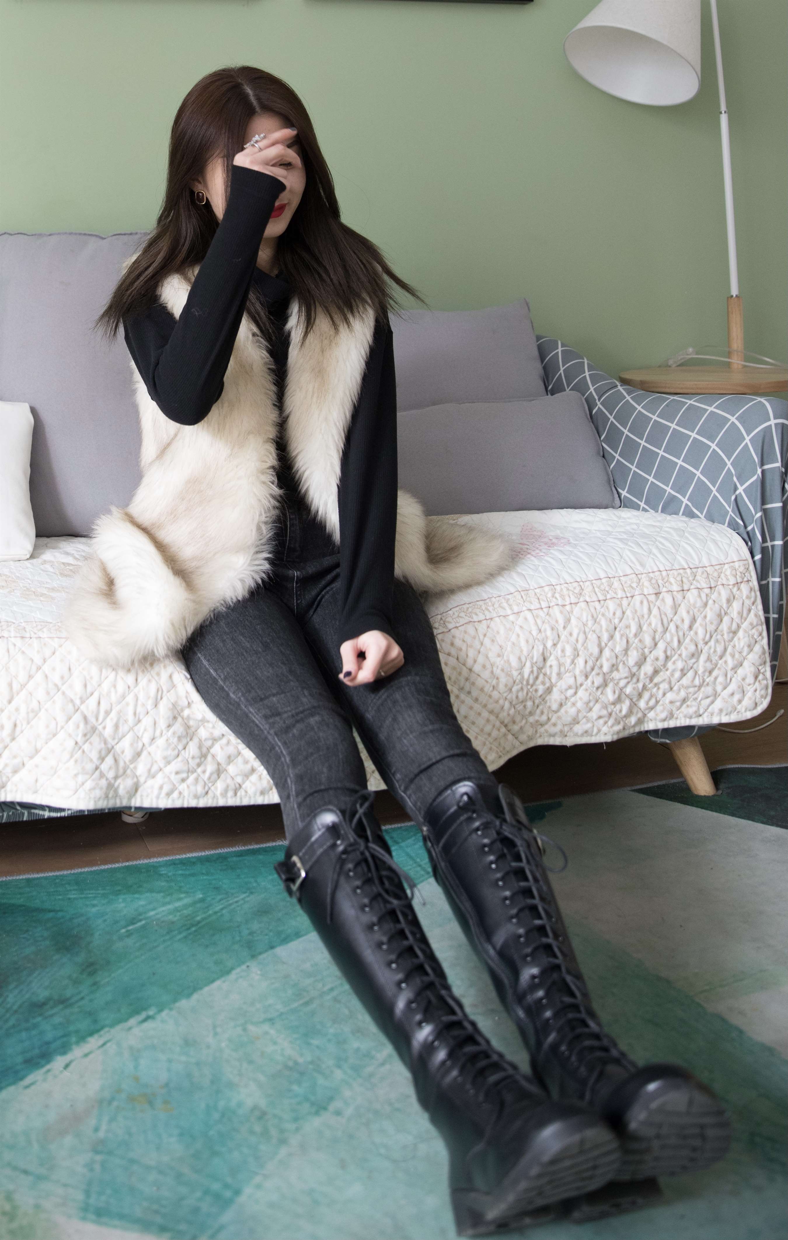 《长靴の牛仔棉袜脚 附带视频1个》作品图