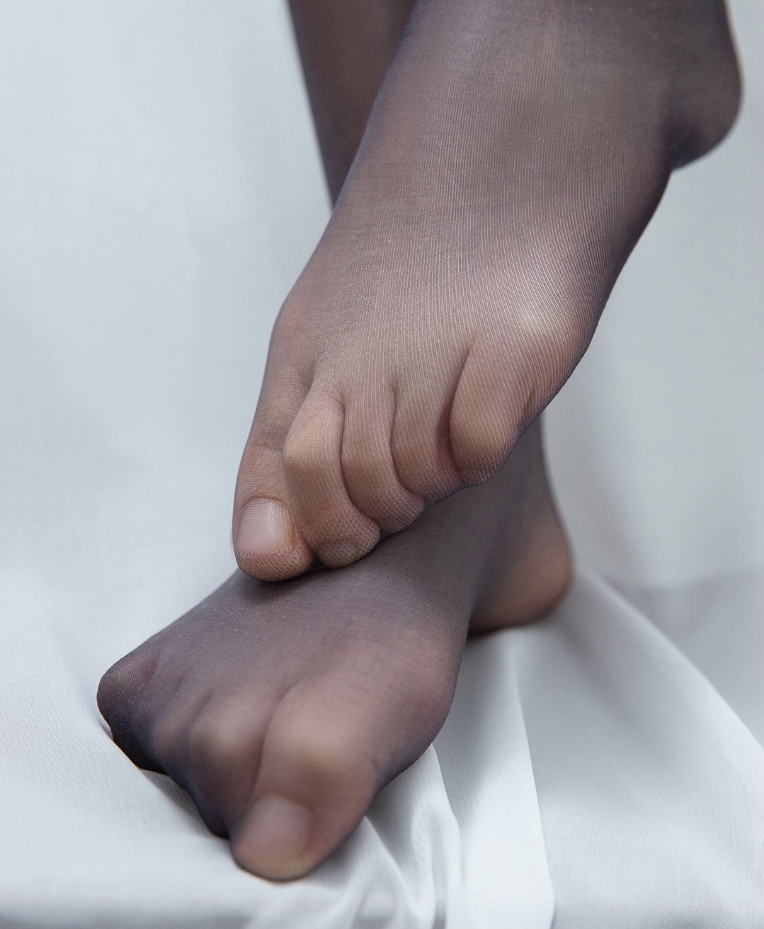 《清纯学妹的丝足》作品图