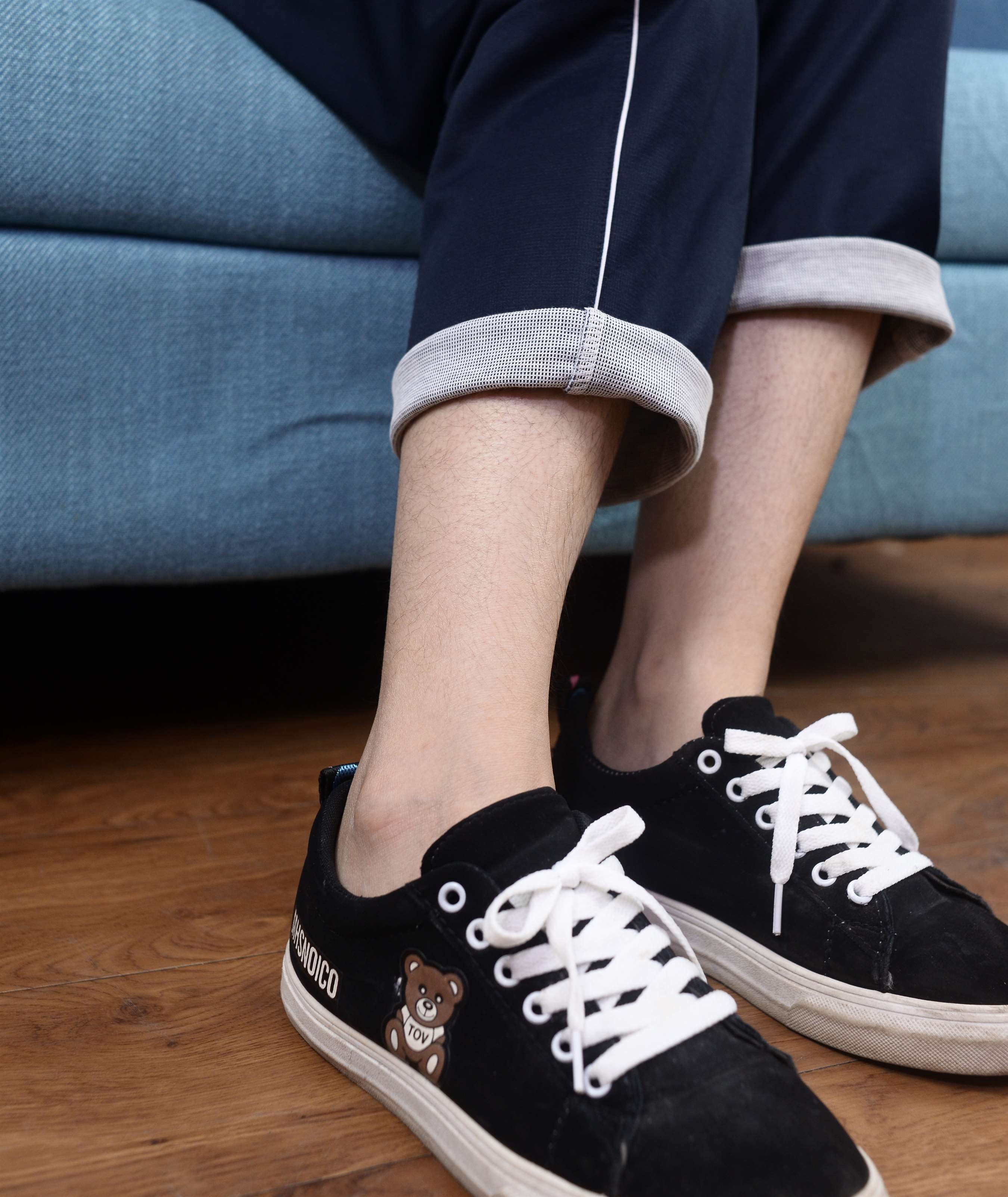 《龙猫抱枕の条纹棉袜脚》作品图