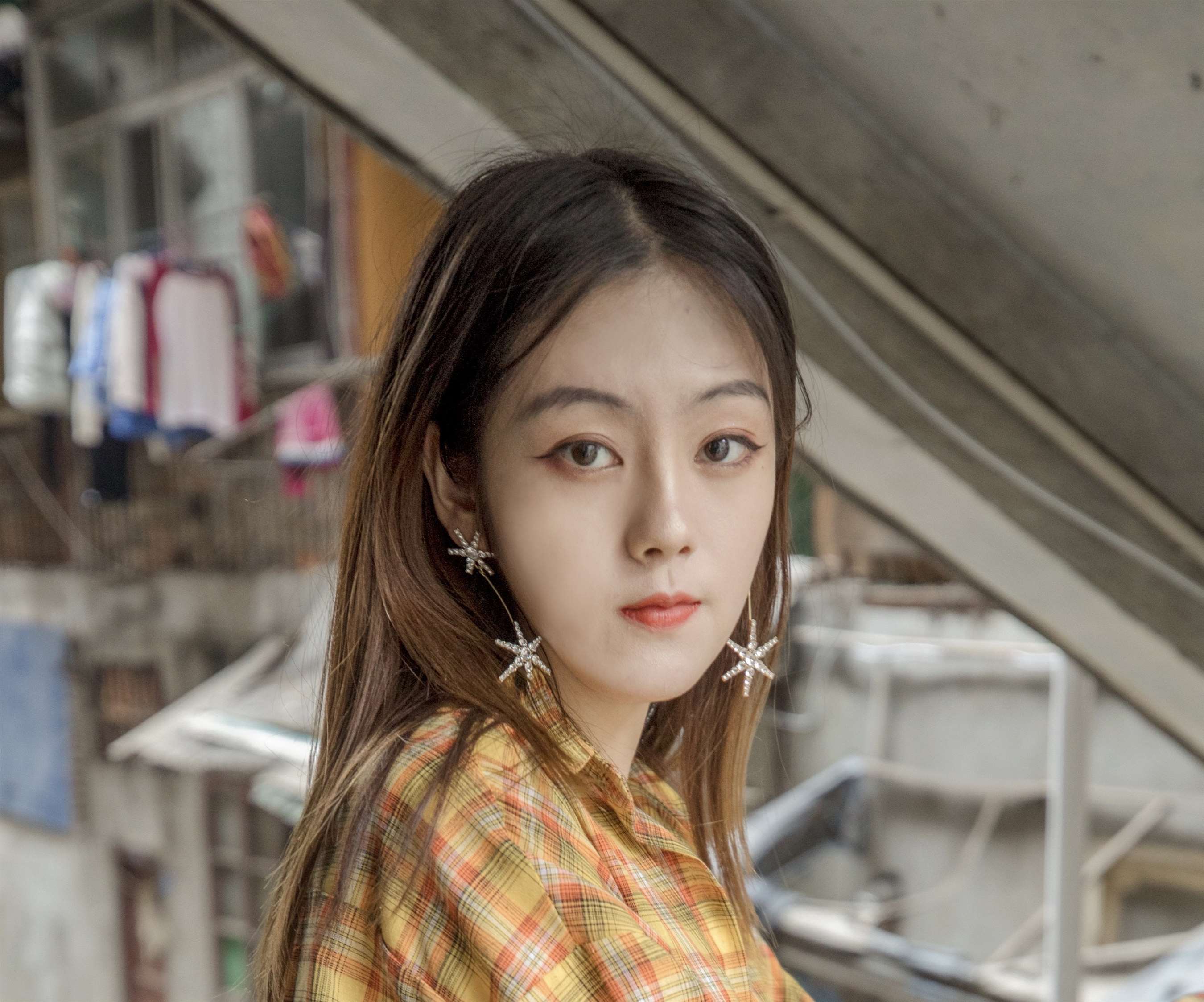 《黄色格子衬衣の丝足【套图+视频】》作品图