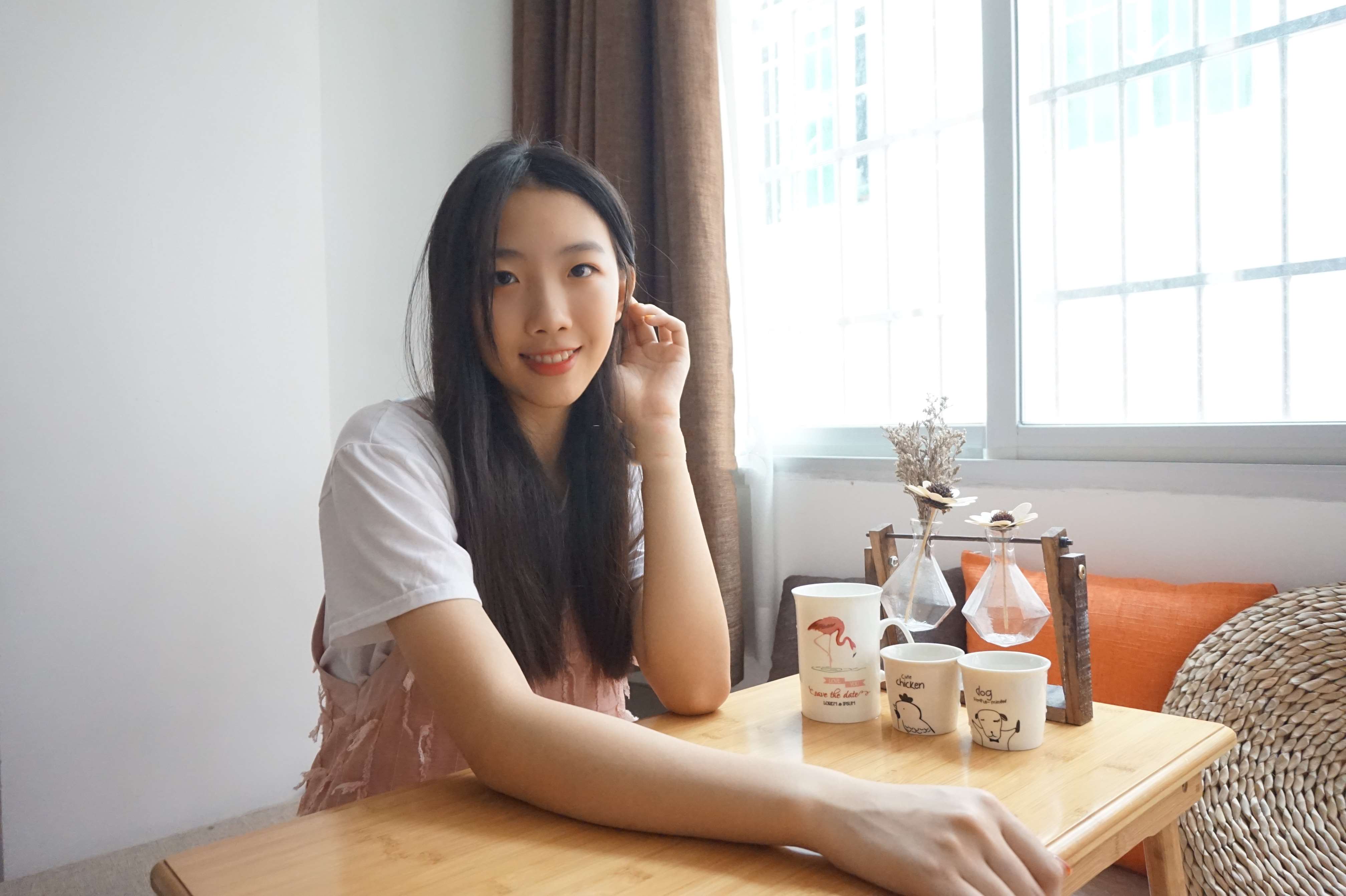 《清纯少女性感小脚》作品图