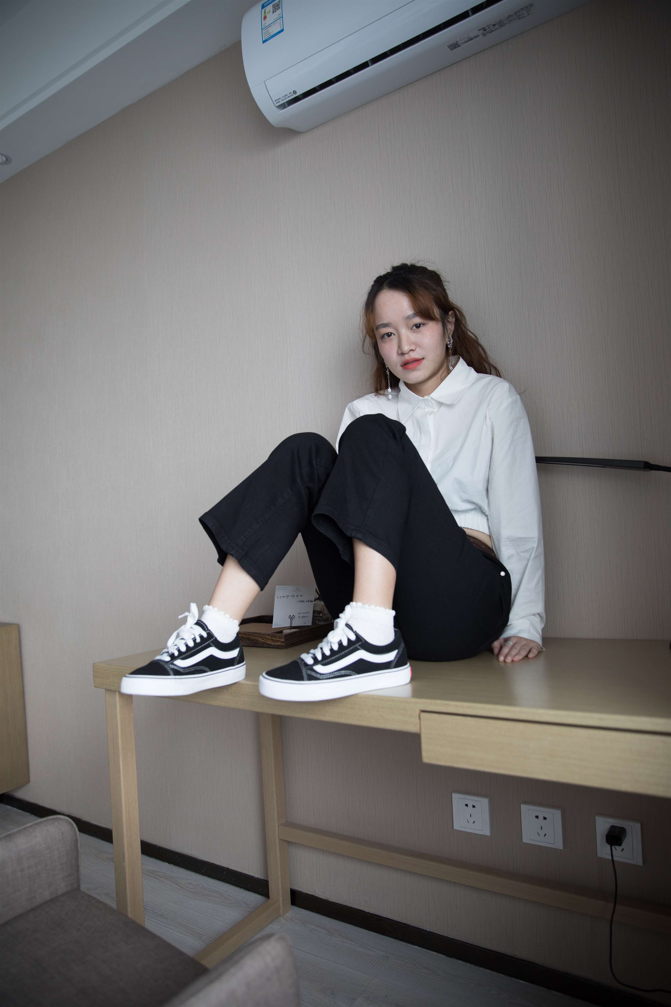 《衬衣少女二套袜子【套图+视频1个】》作品图