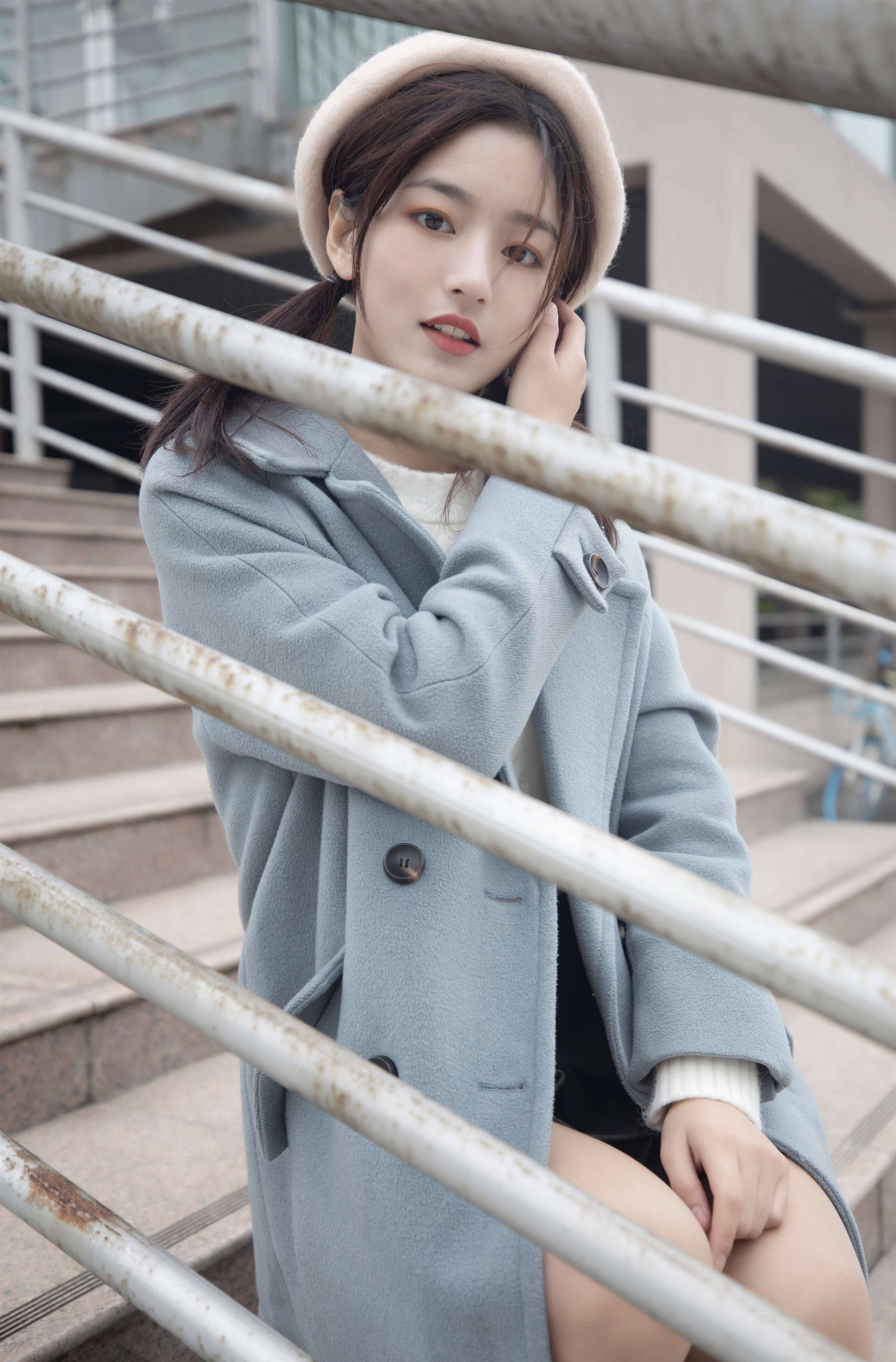 《毛毛鞋の丝足脚丫【套图+视频1个】》作品图