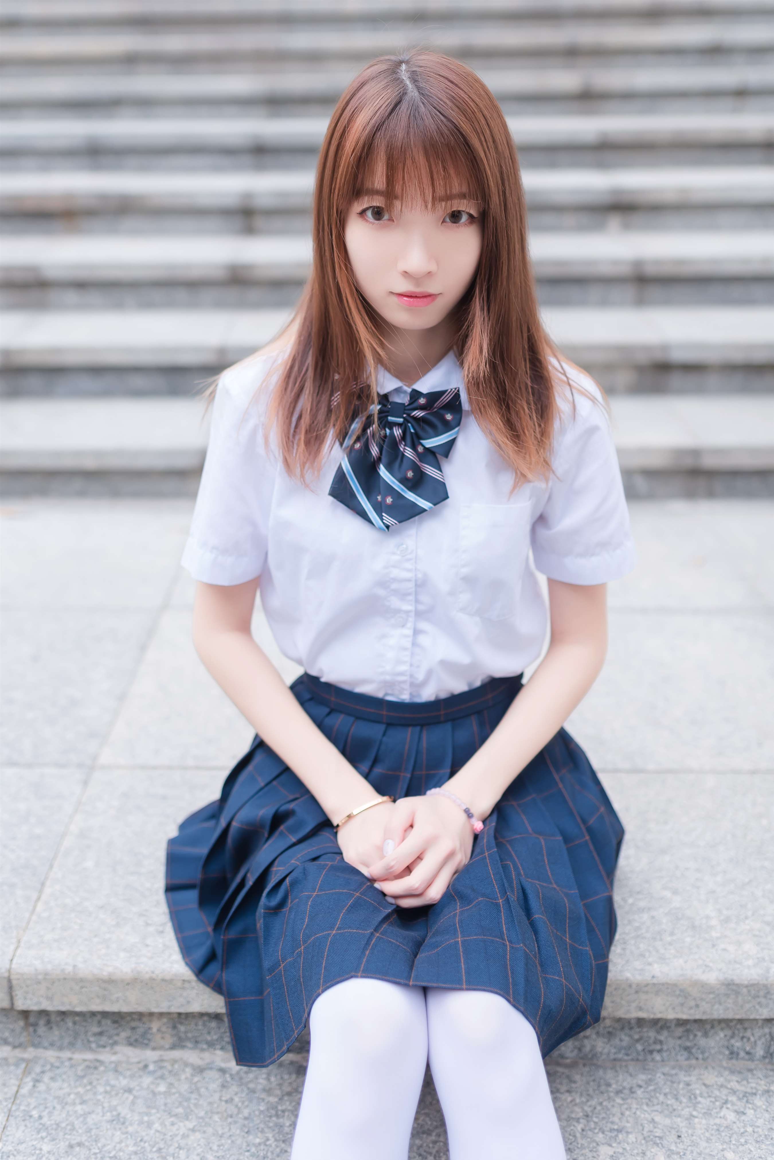 《校园JK制服の白丝脚丫》作品图