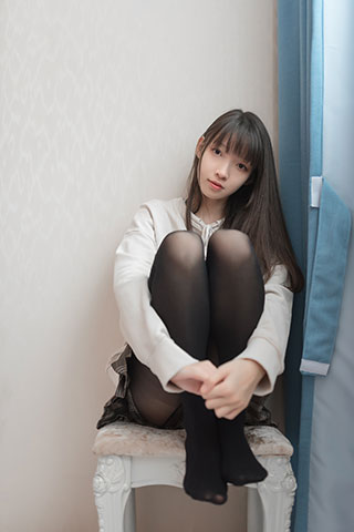 小姐姐百褶裙の黑色脚丫