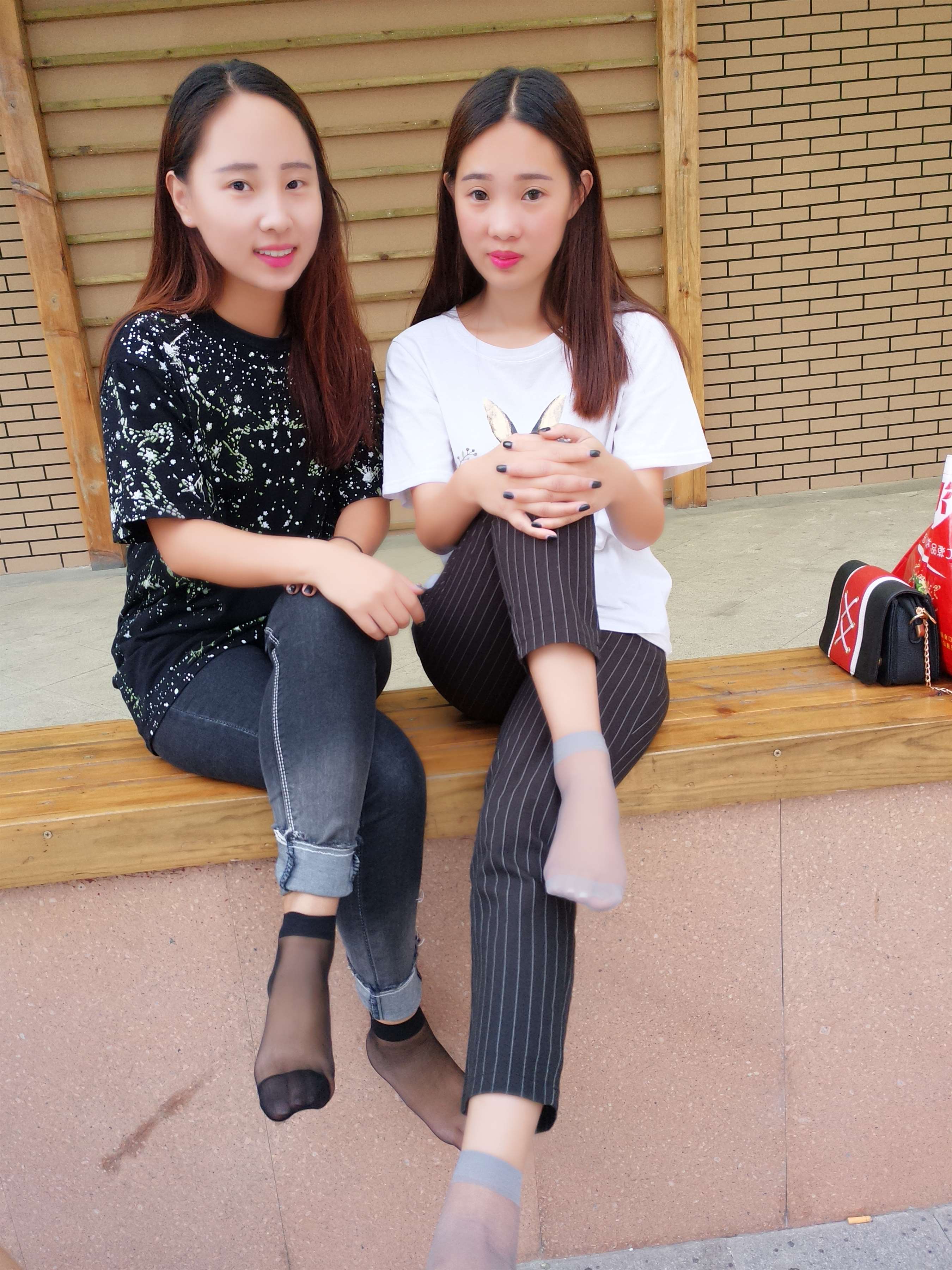 《学妹短丝互jio》作品图