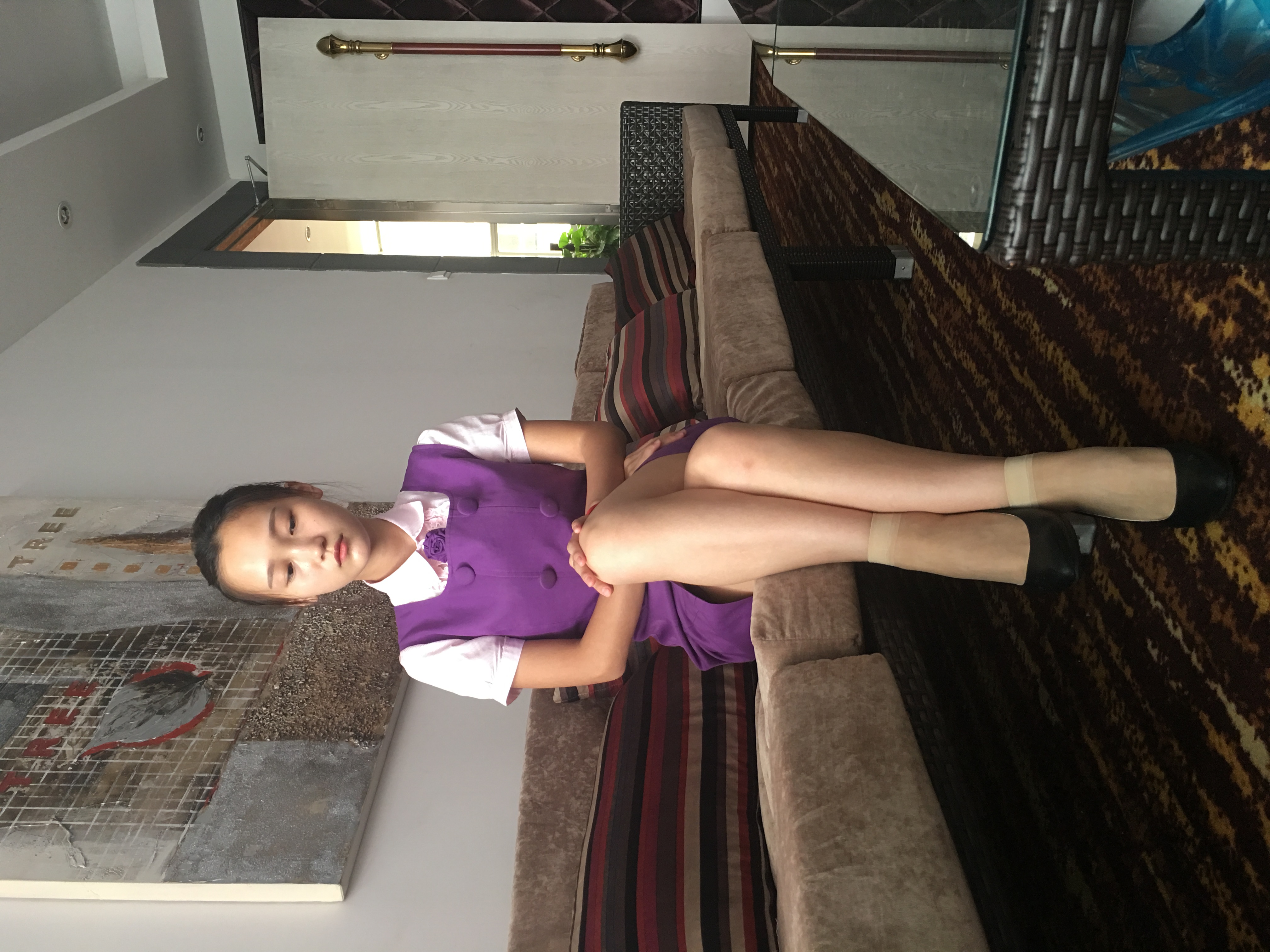 《空姐制服の短丝脚丫》作品图