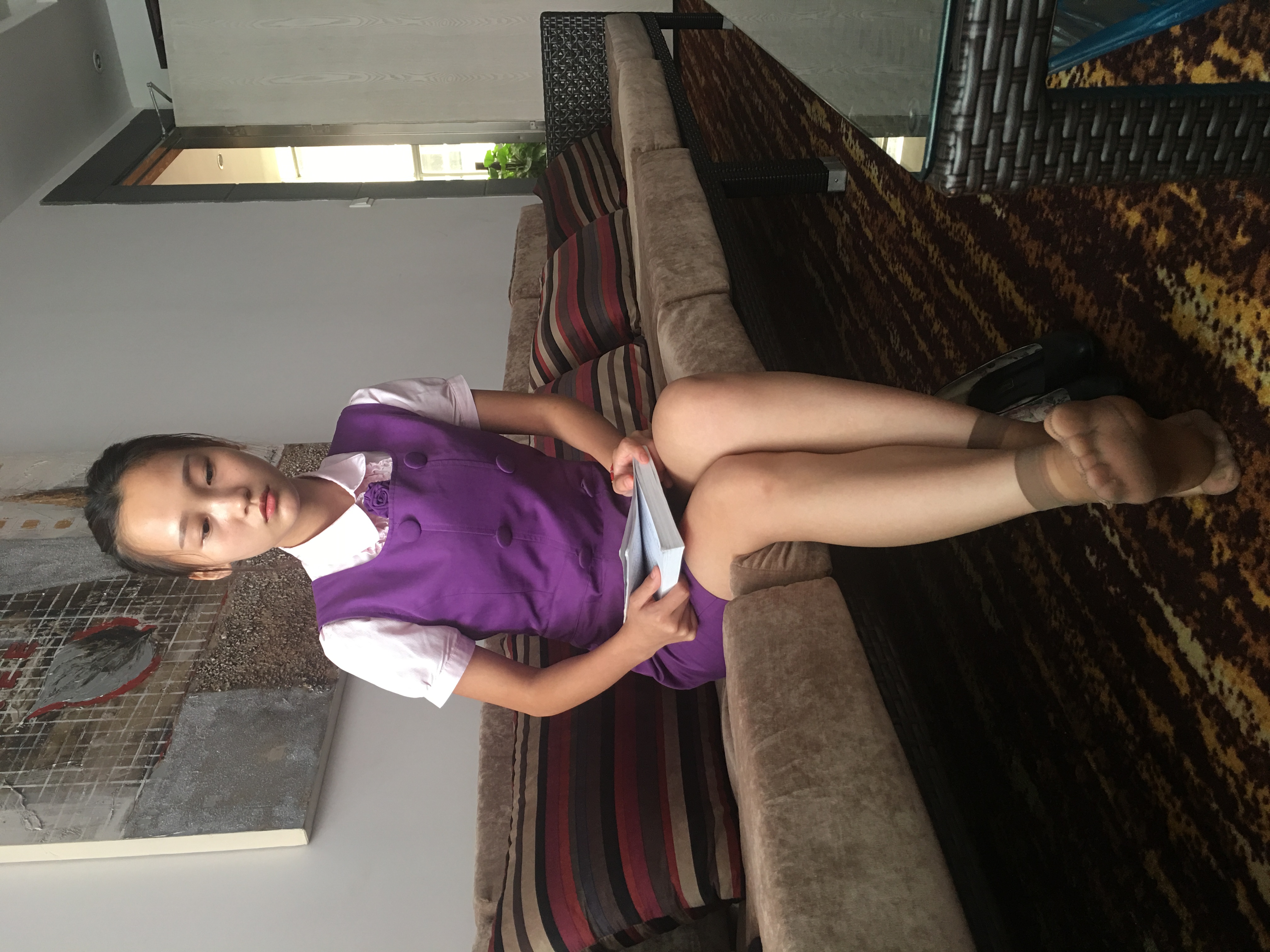 《空姐制服の短丝脚丫》作品图