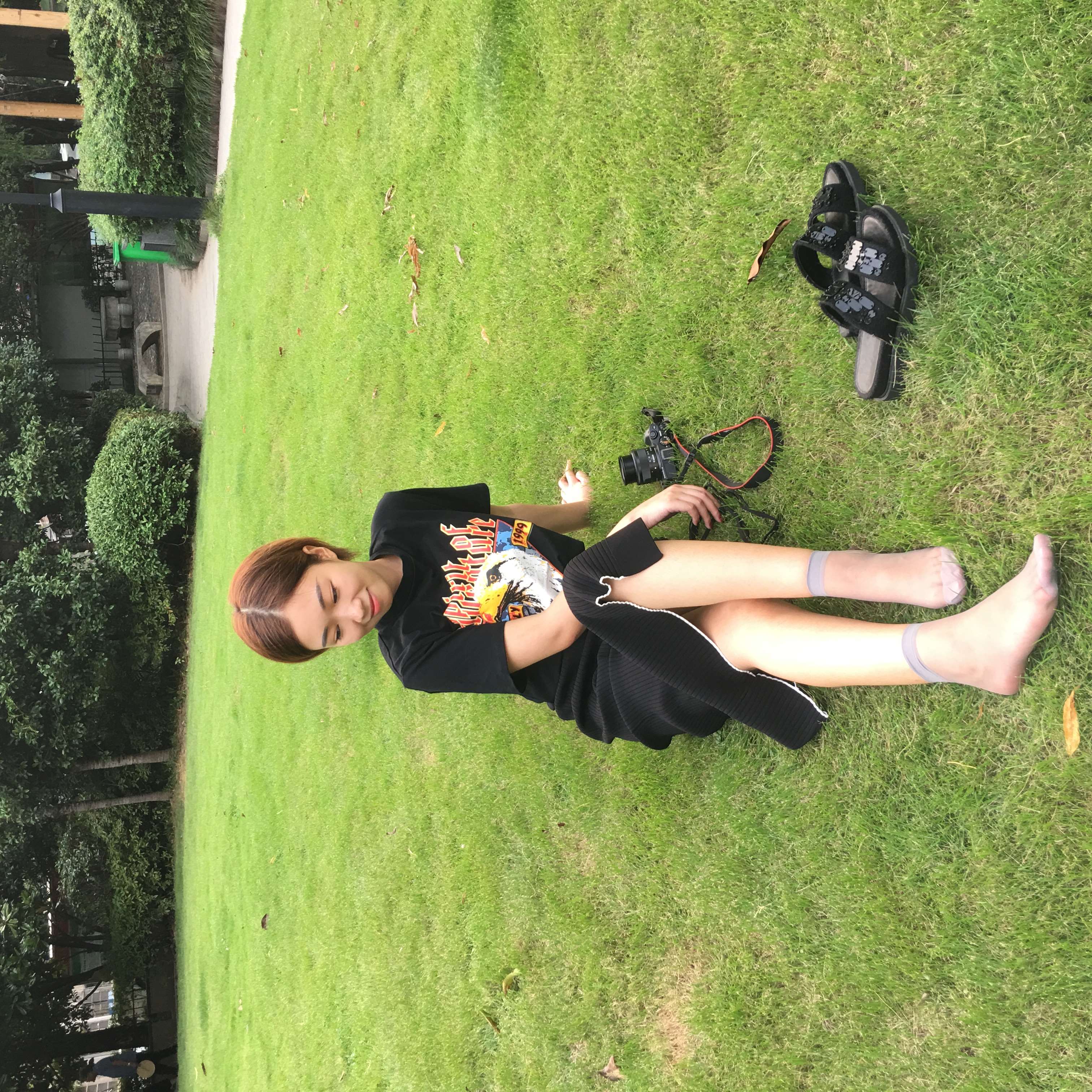 《小珊珊的短丝脚丫》作品图