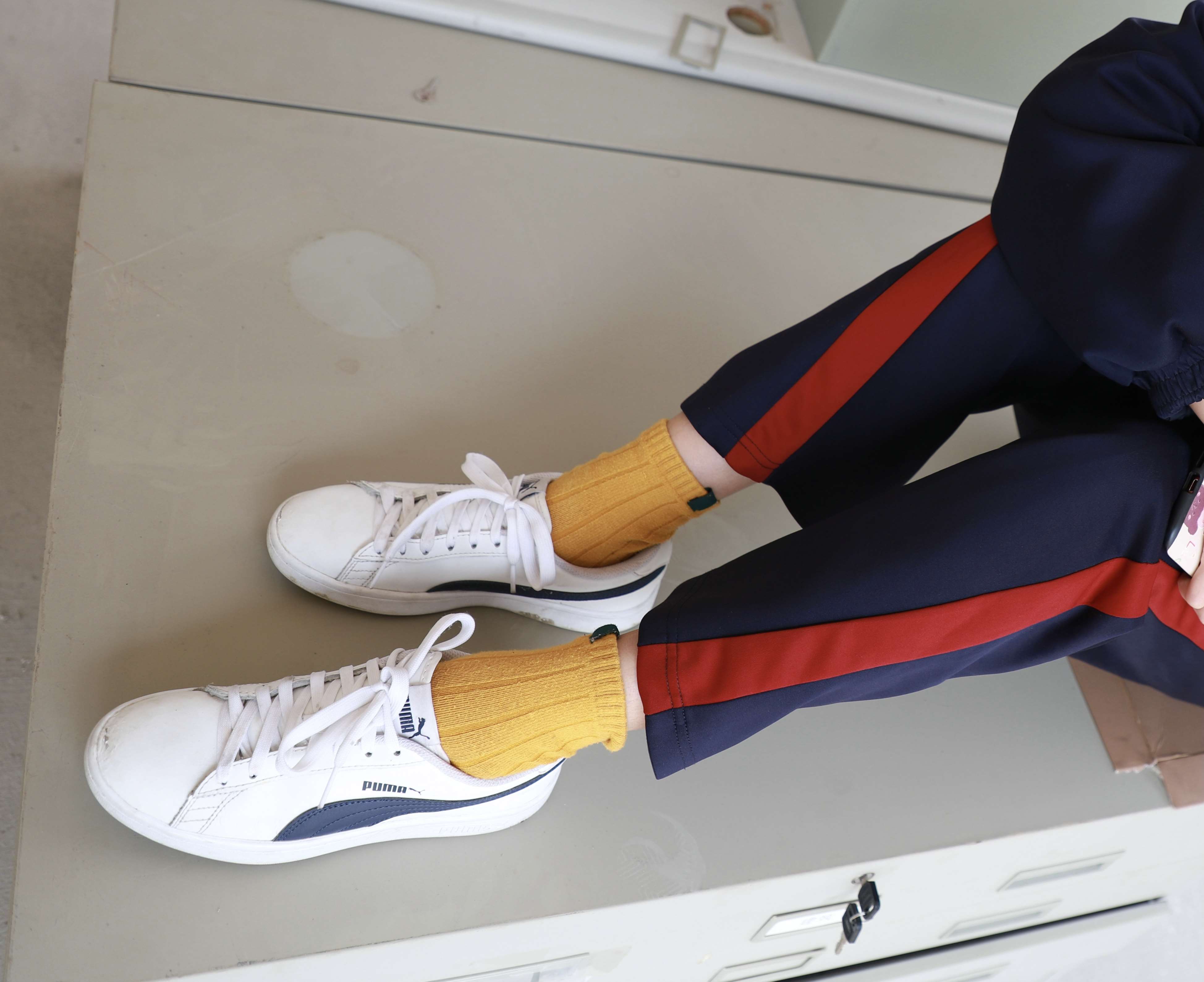 《校服学妹的棉袜脚》作品图